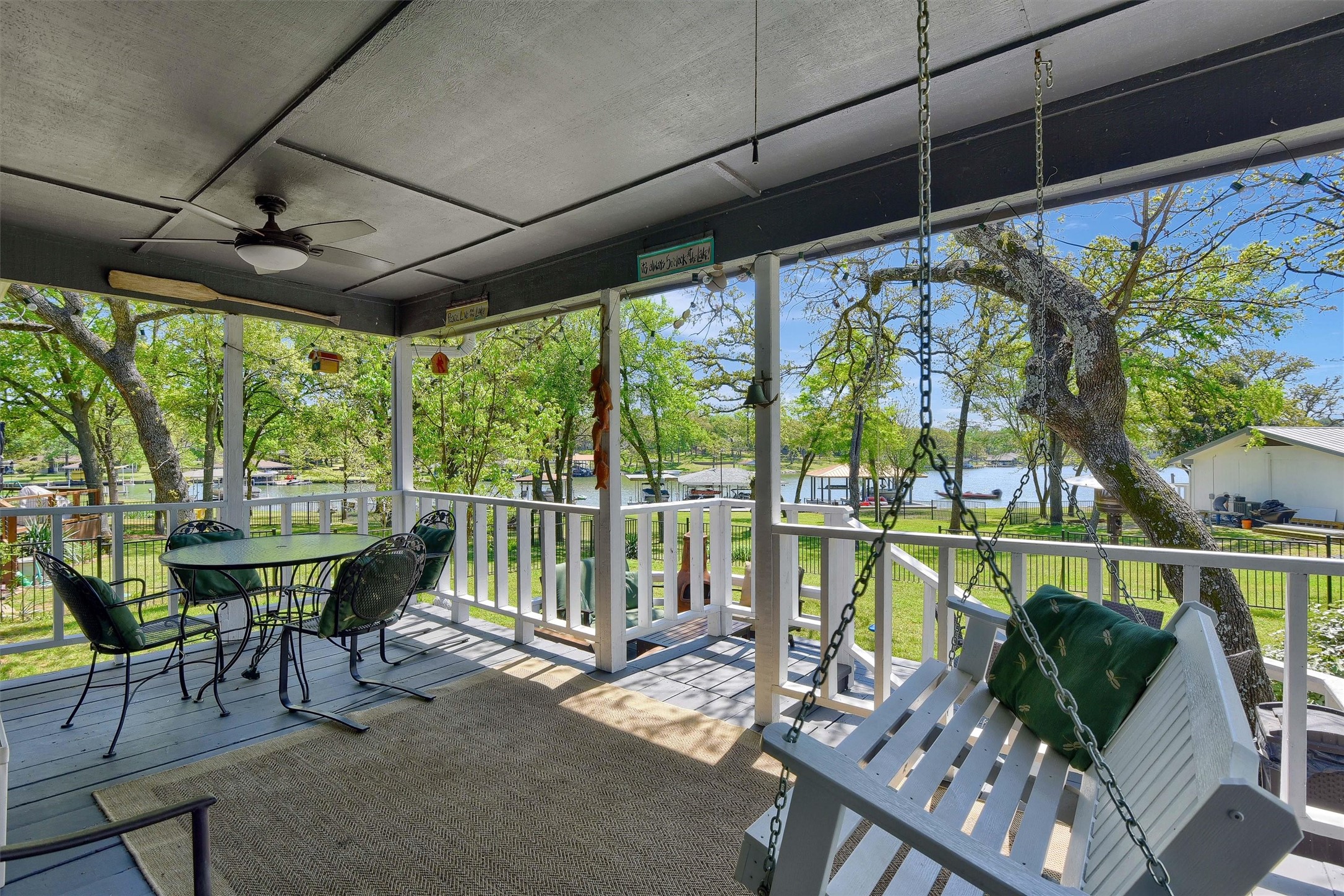 1214 E Kiowa Drive