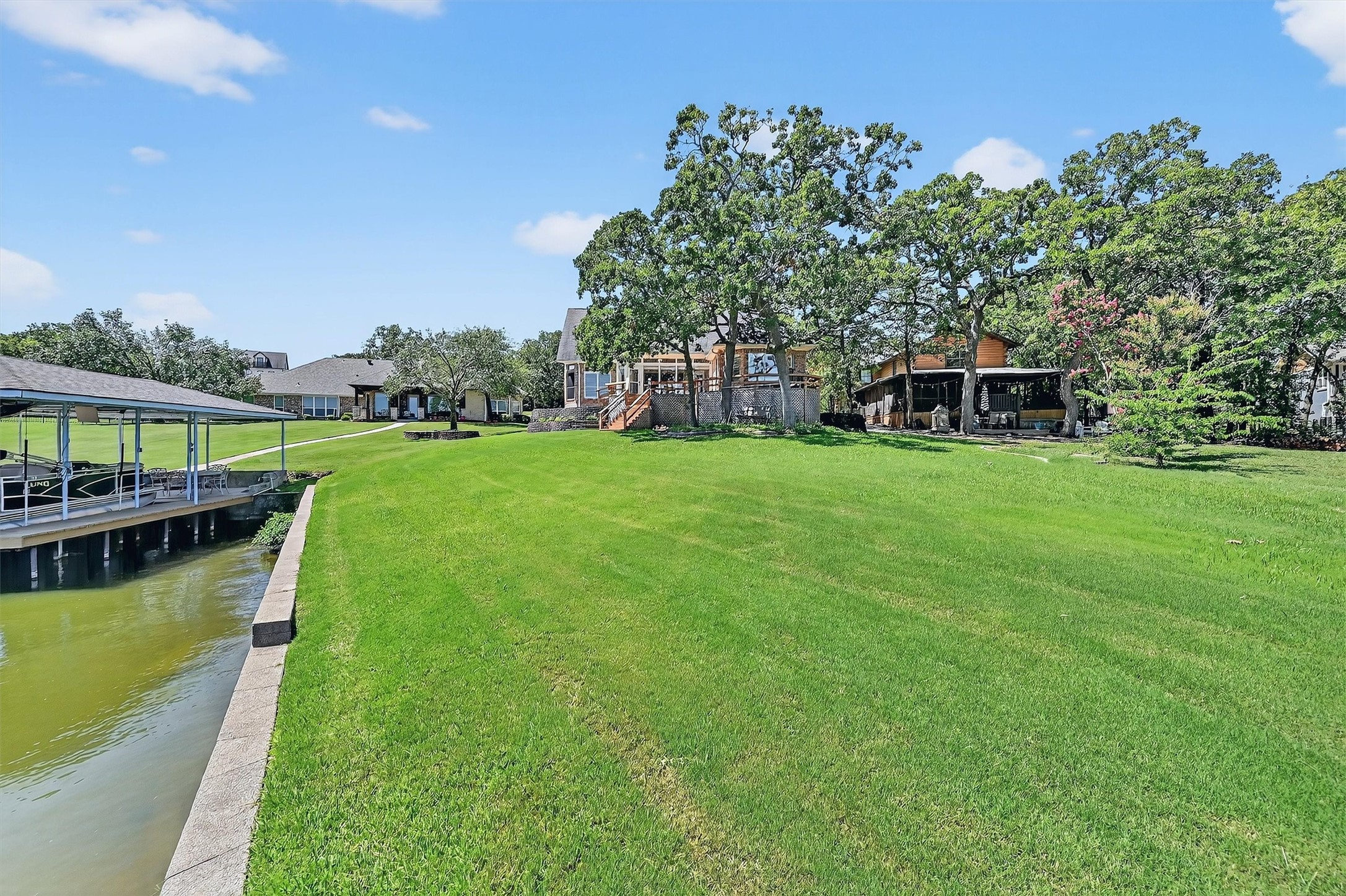 214 Kiowa Drive E