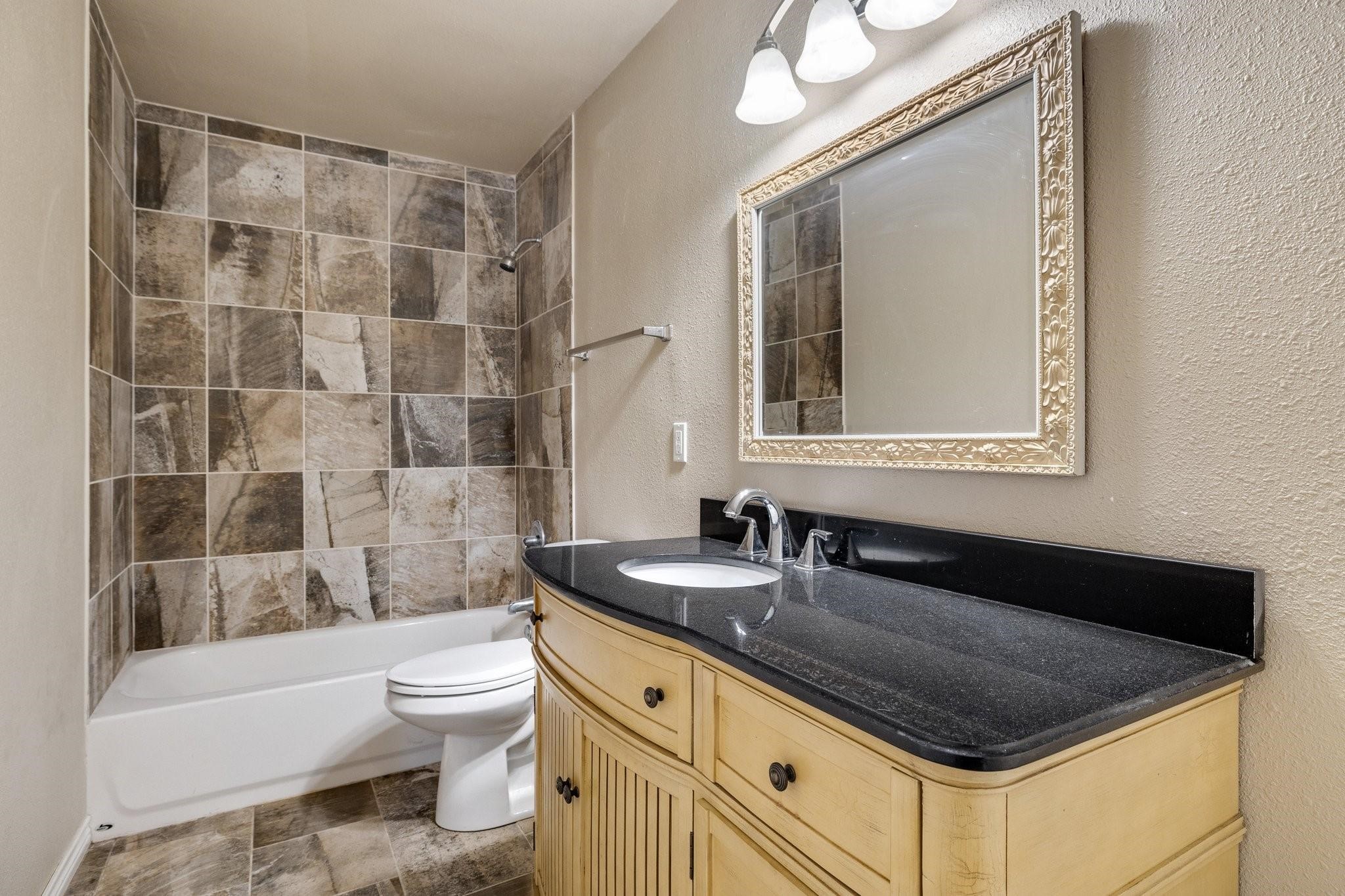 102 Bowie Cove