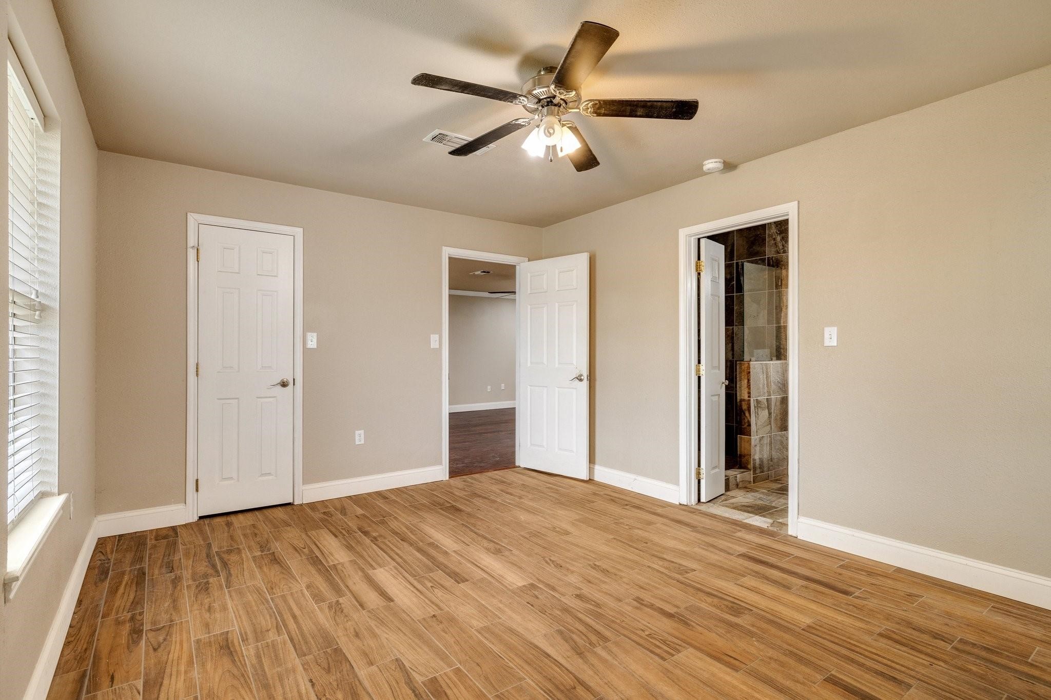 102 Bowie Cove