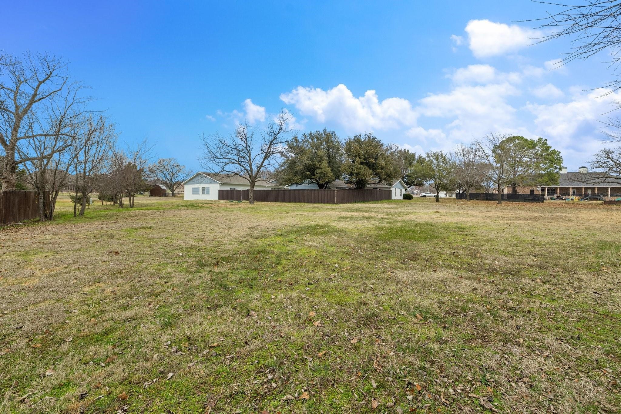 102 Bowie Cove