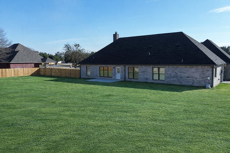 25 Pear tree Lane