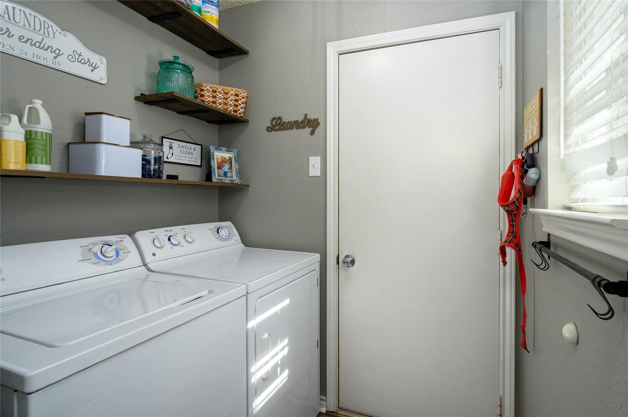 410 E Hazelwood Street