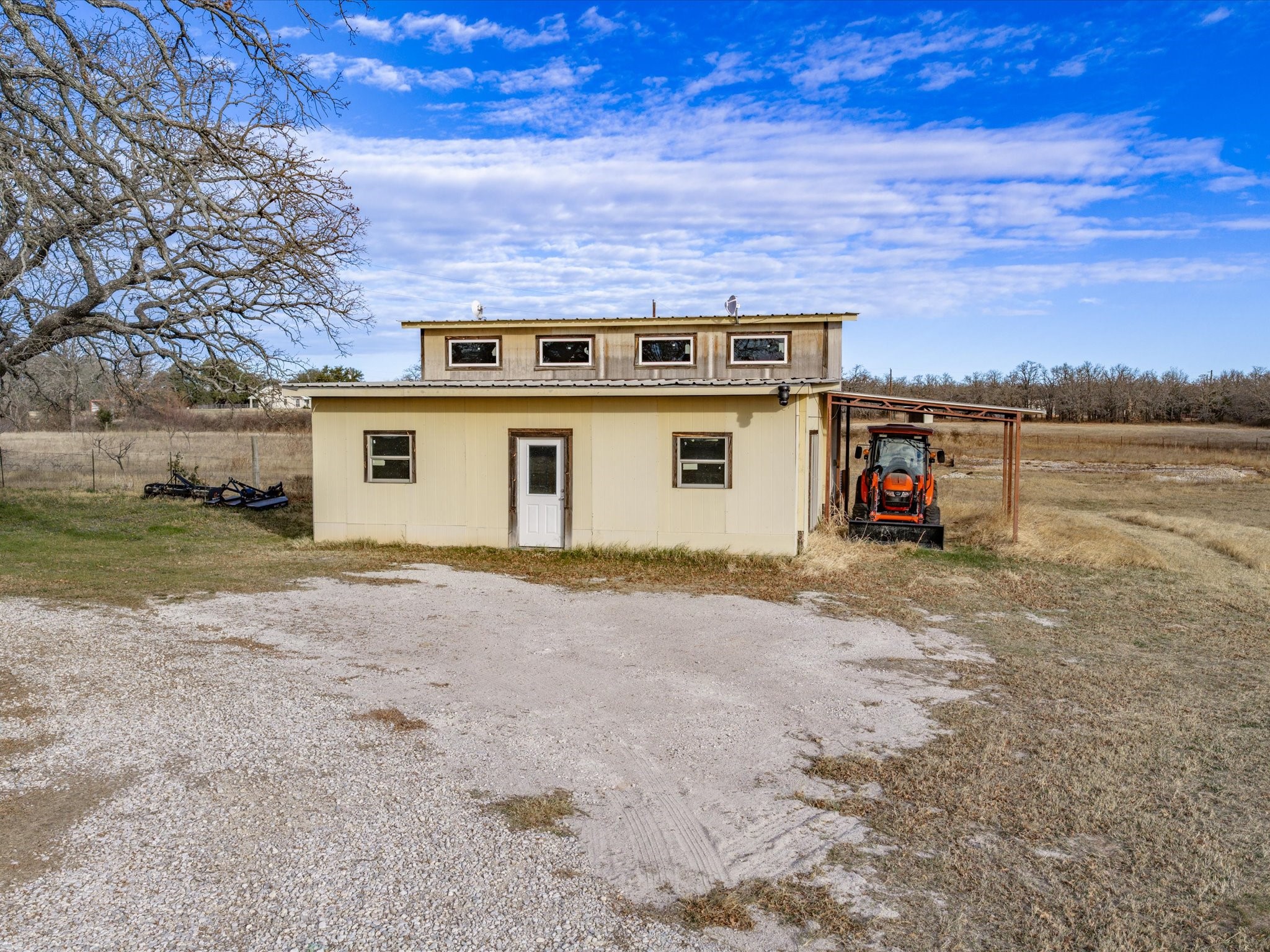 3380 Mineral Wells Highway