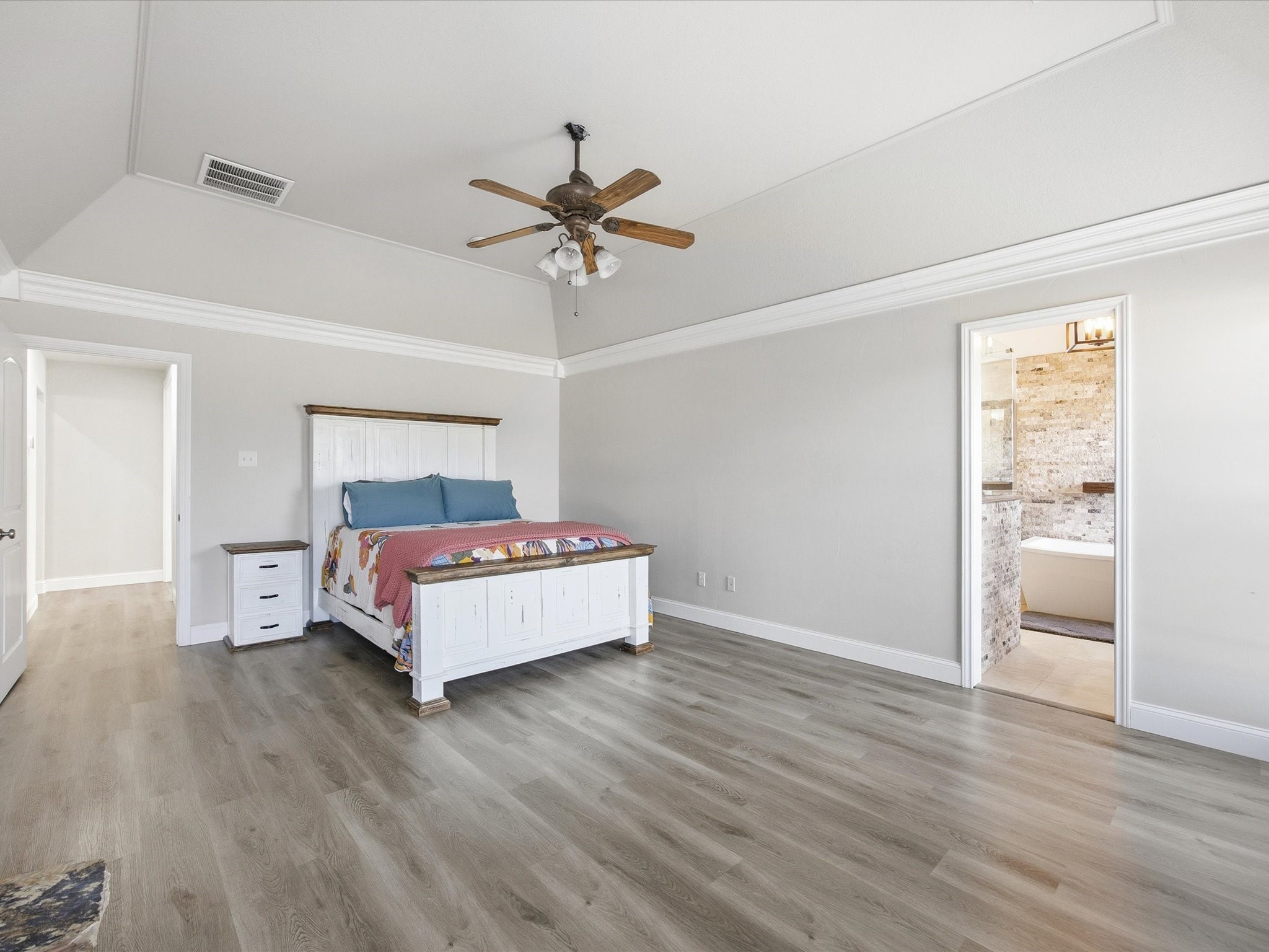 3380 Mineral Wells Highway