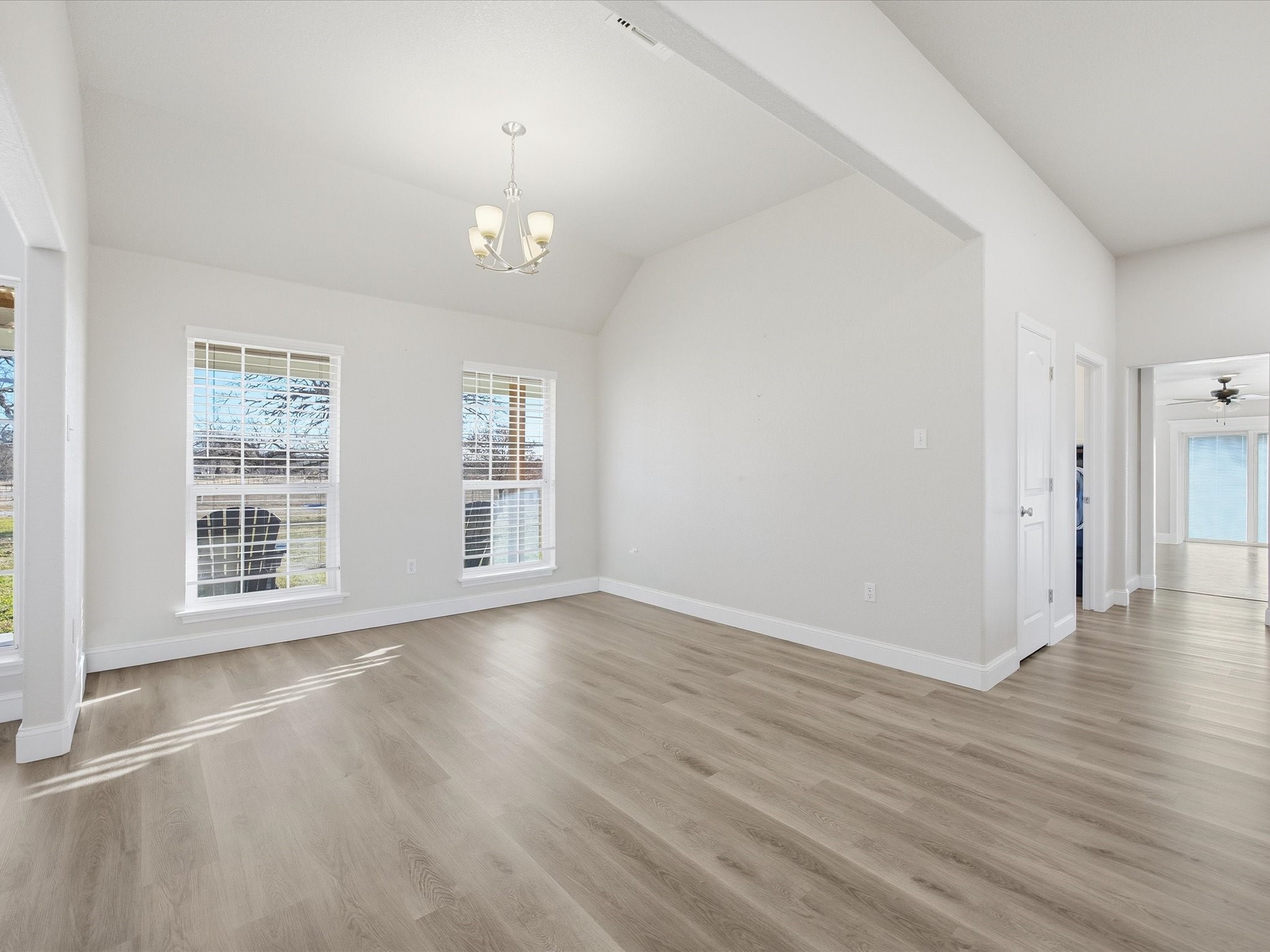 3380 Mineral Wells Highway