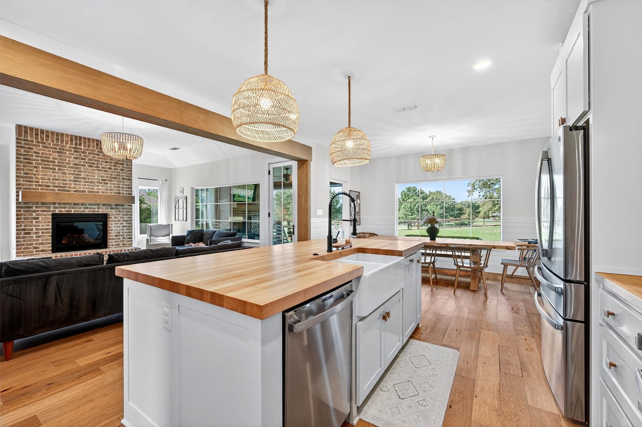 402 Kiowa Drive W