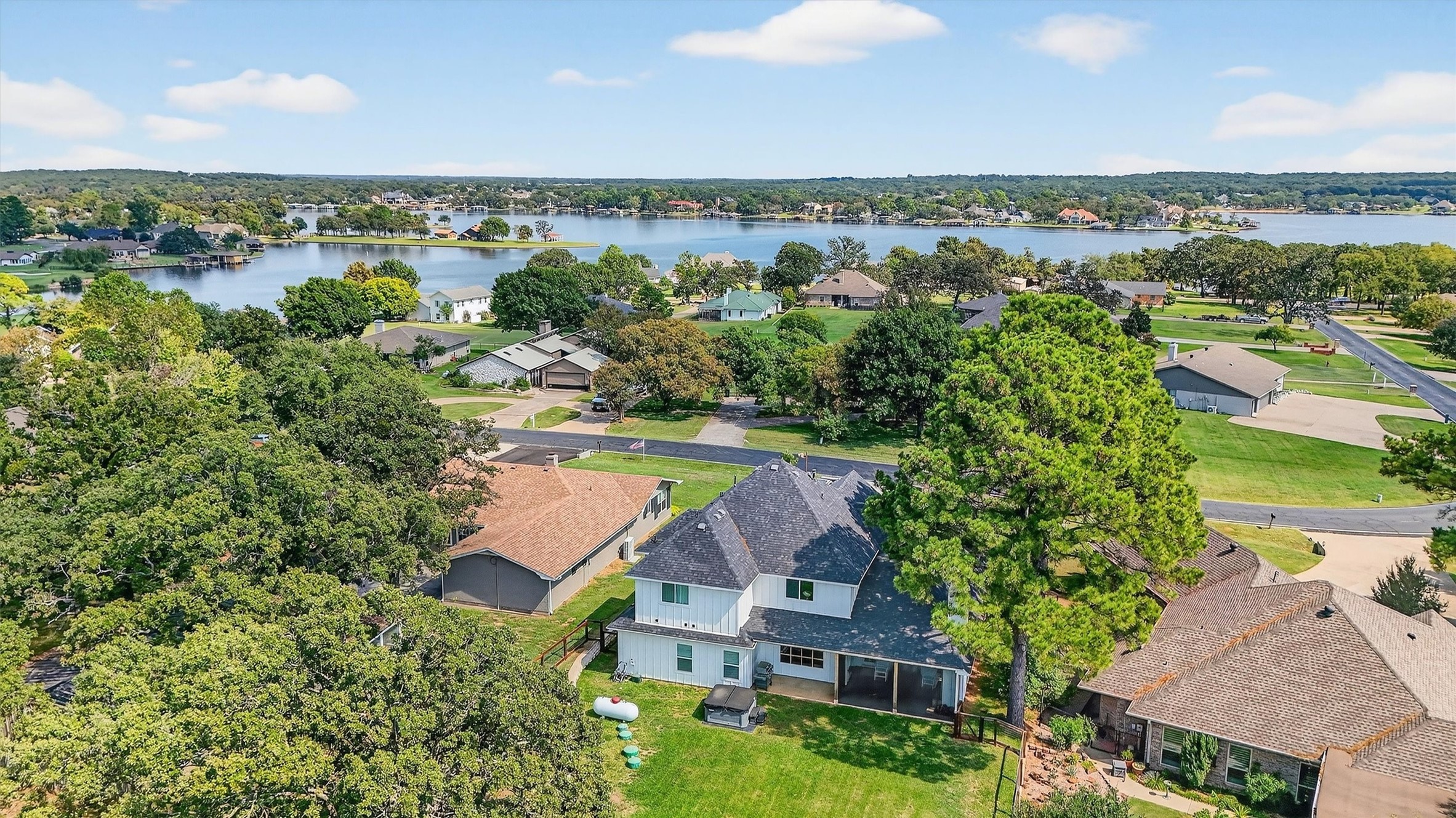 402 Kiowa Drive W