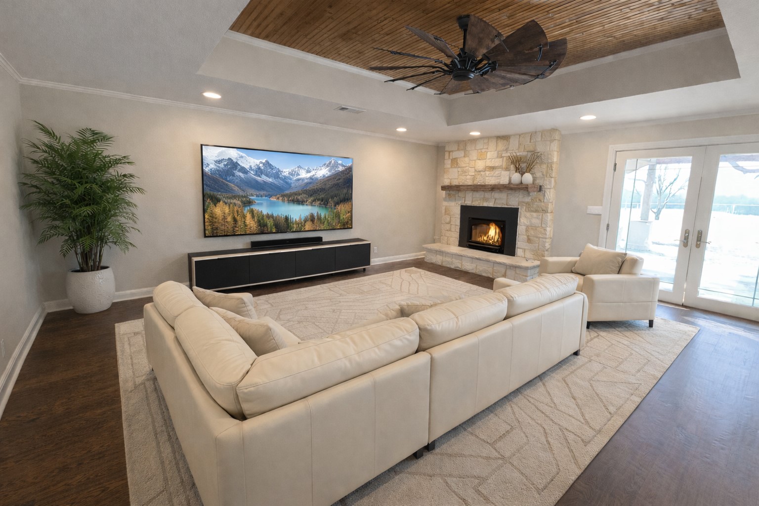 11362 E Highway 82
