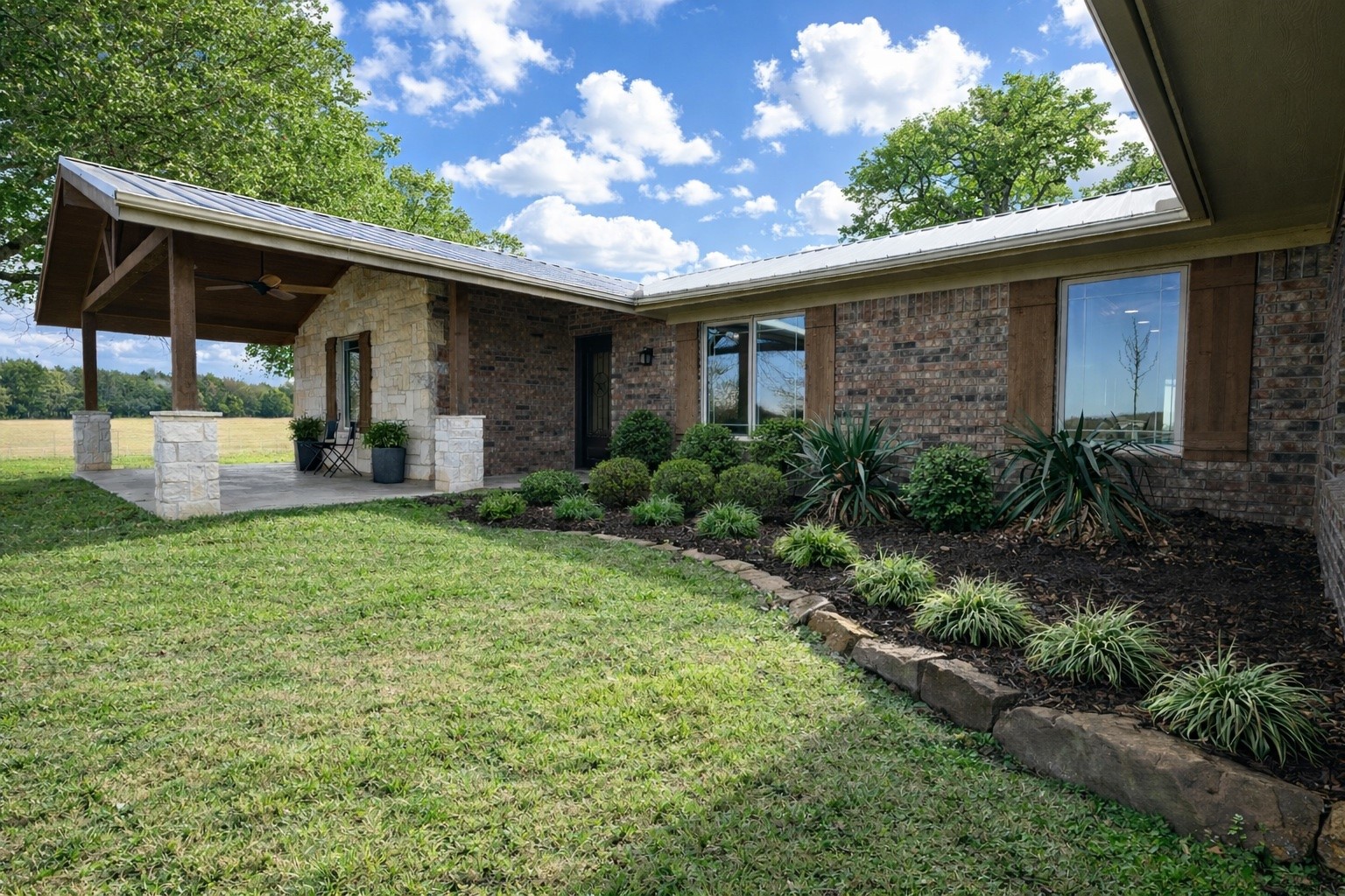 11362 E Highway 82