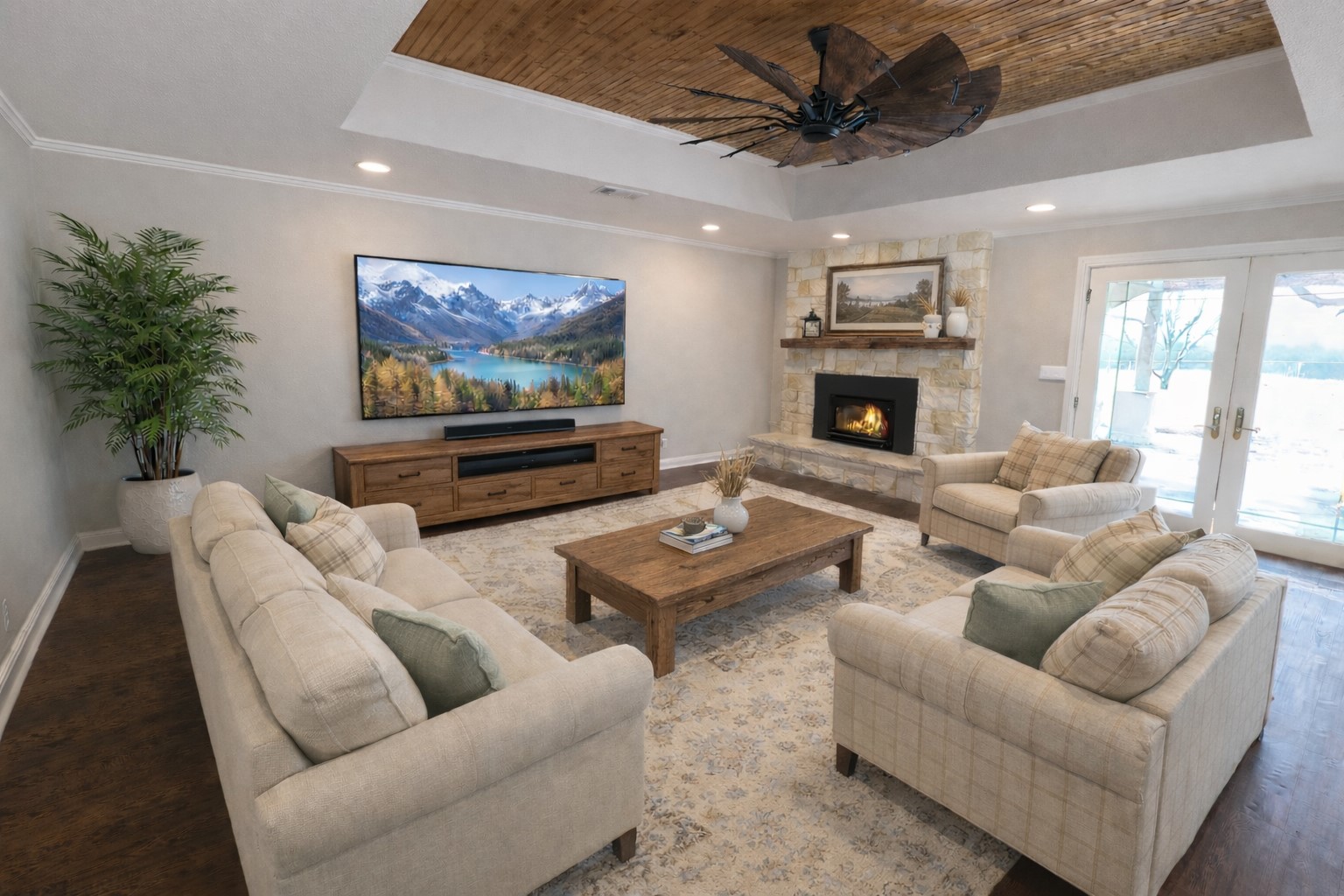 11362 E Highway 82