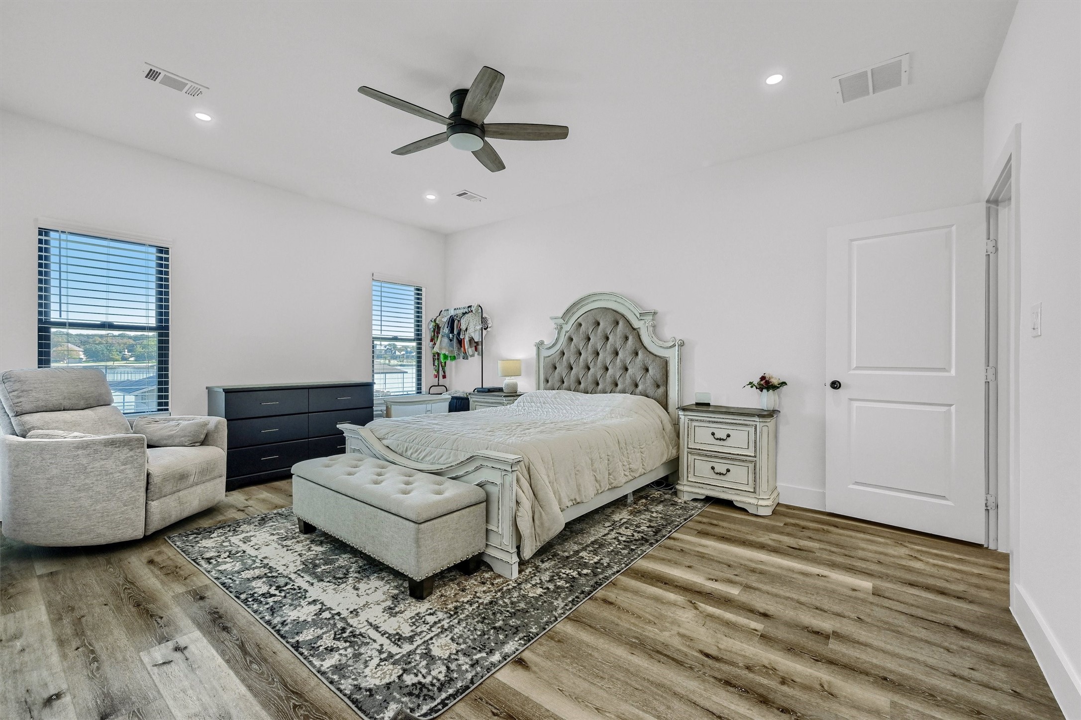 827 Kiowa Drive W