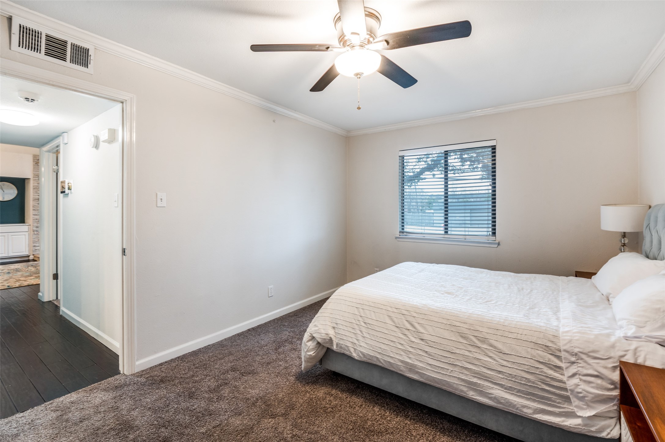 6646 E Lovers Lane 902