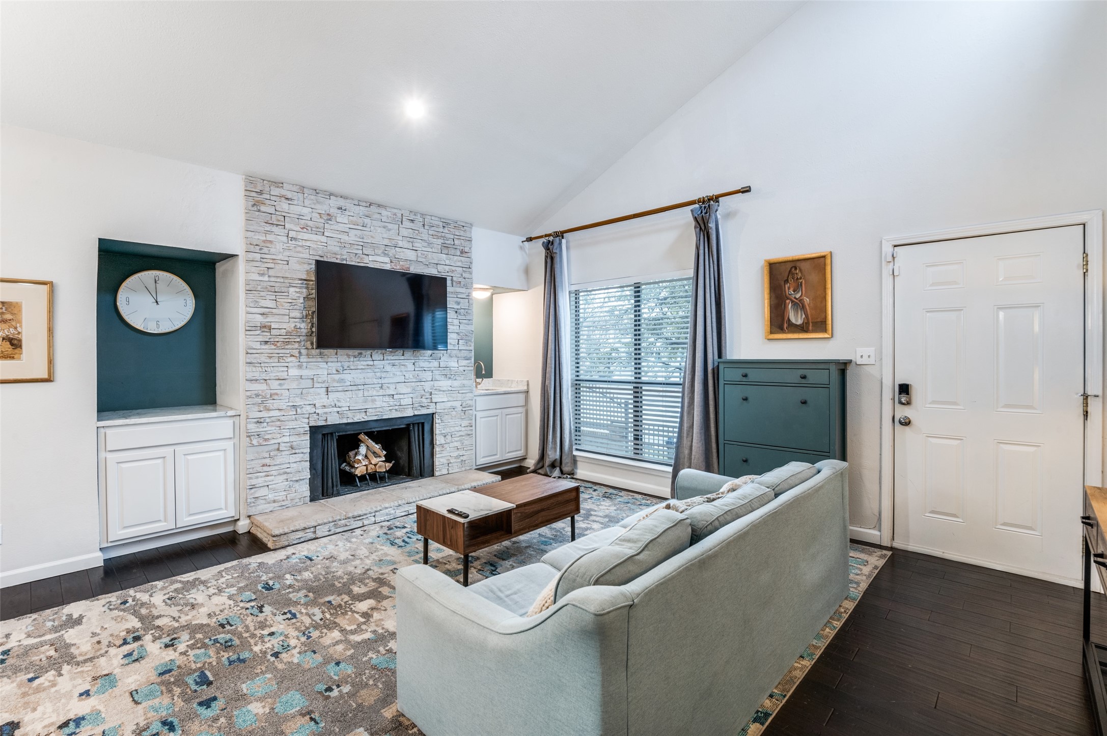 6646 E Lovers Lane 902