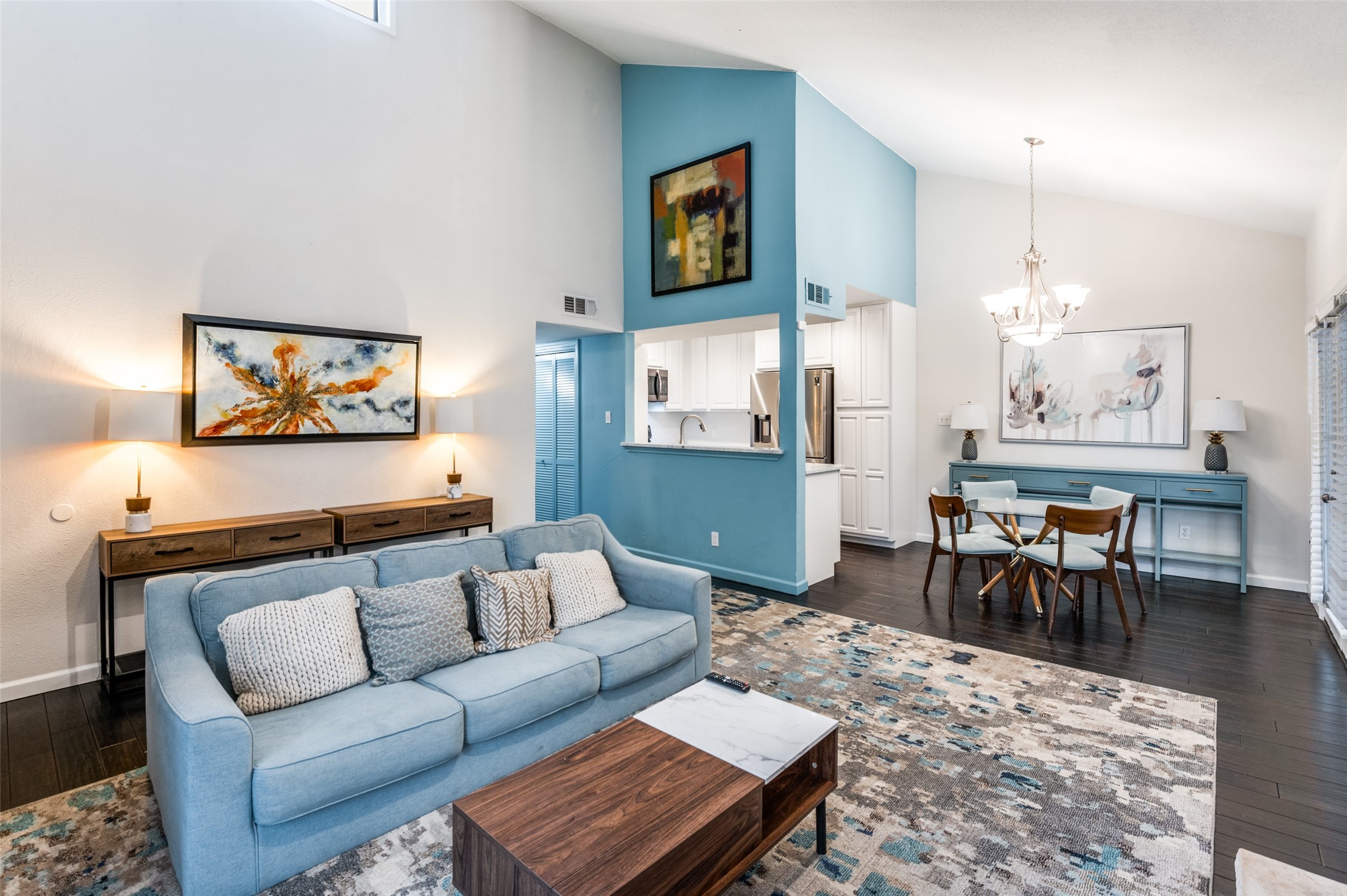 6646 E Lovers Lane 902