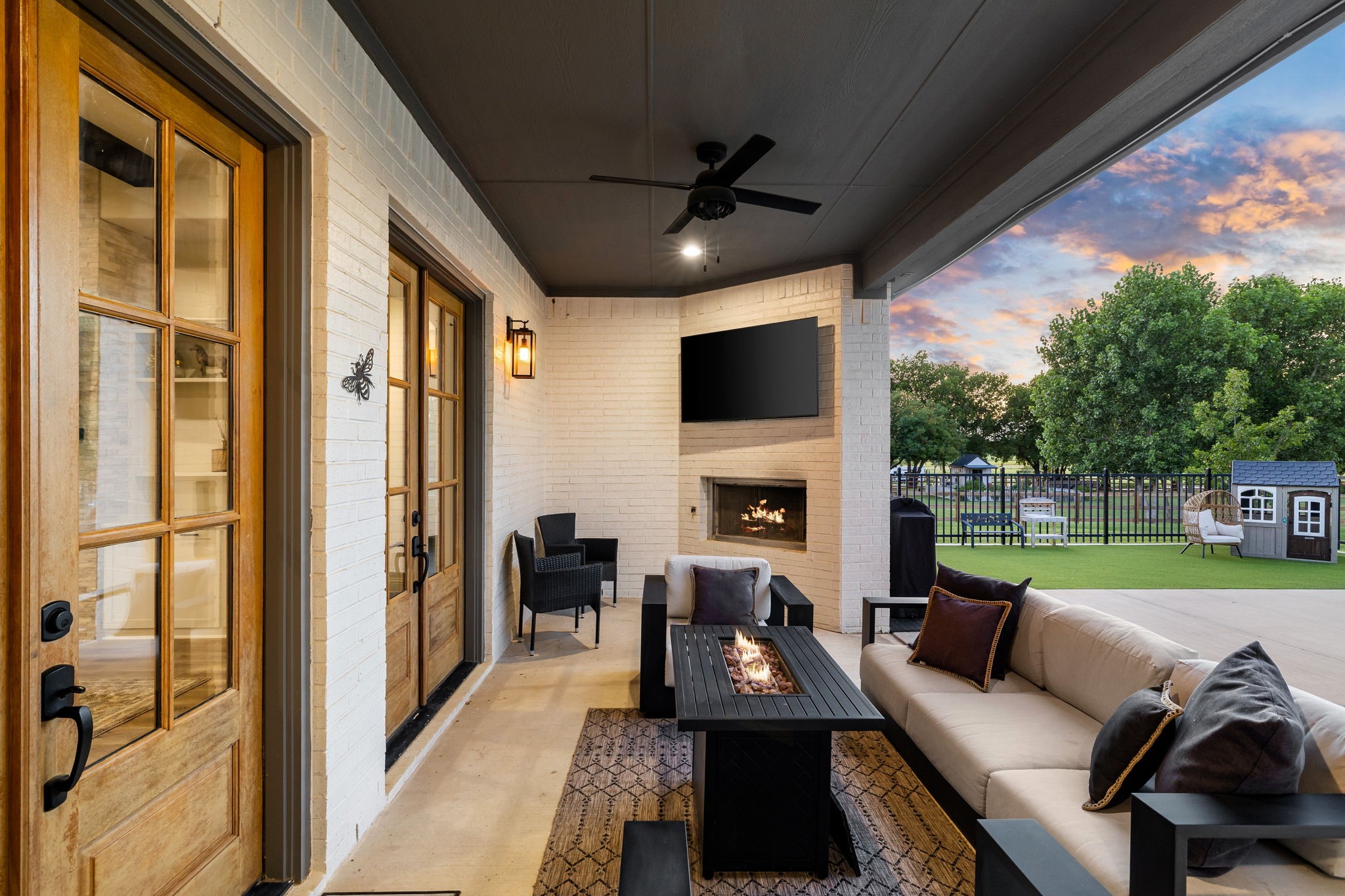 7360 Shady Oak Drive