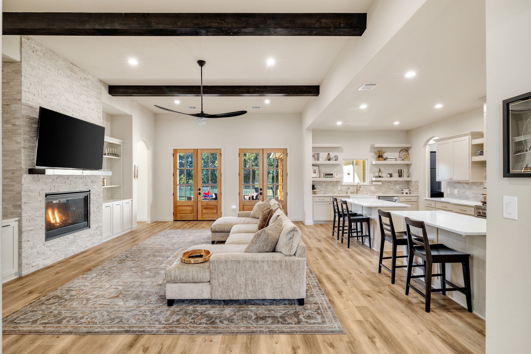 7360 Shady Oak Drive