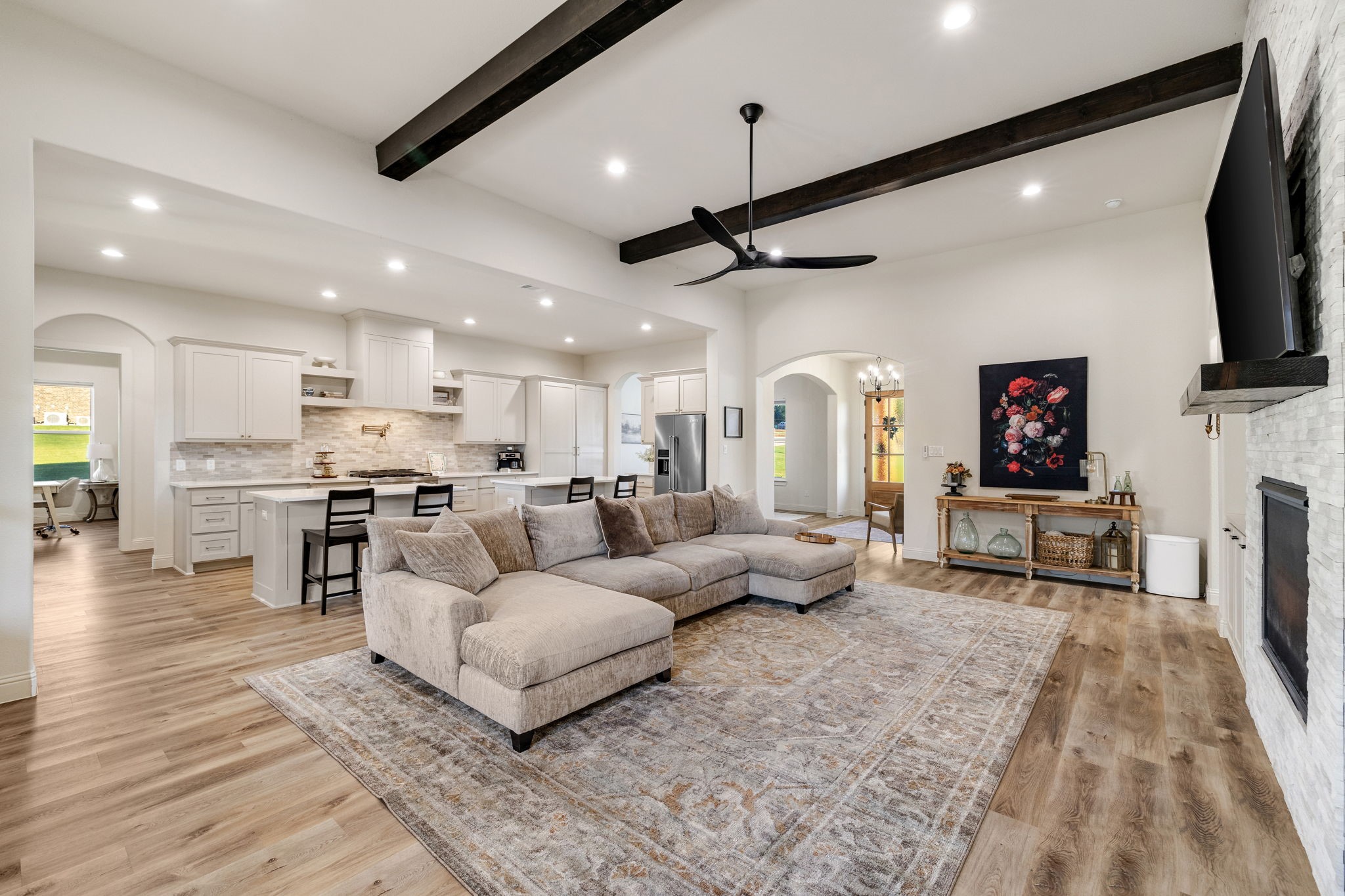 7360 Shady Oak Drive