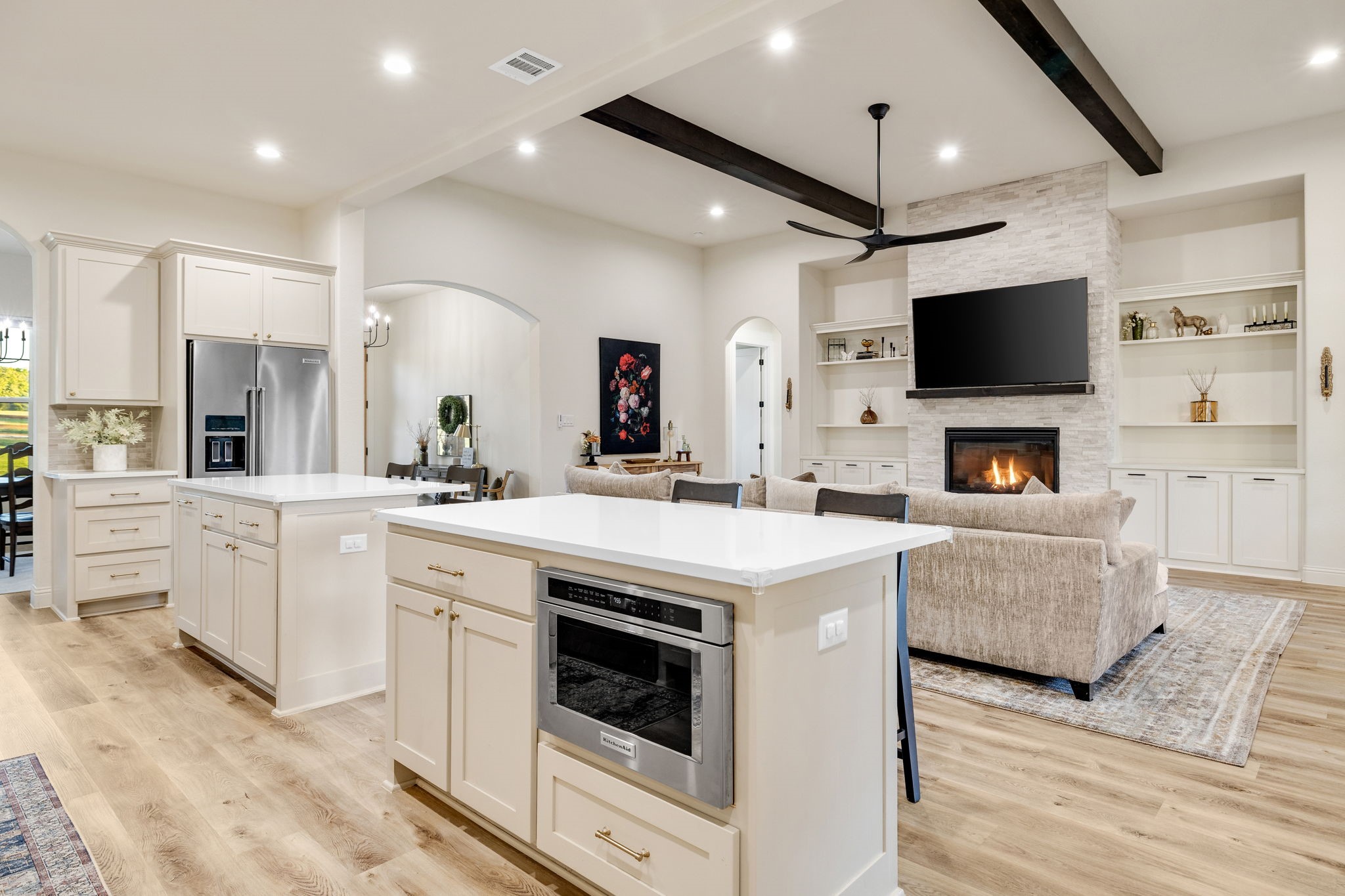 7360 Shady Oak Drive