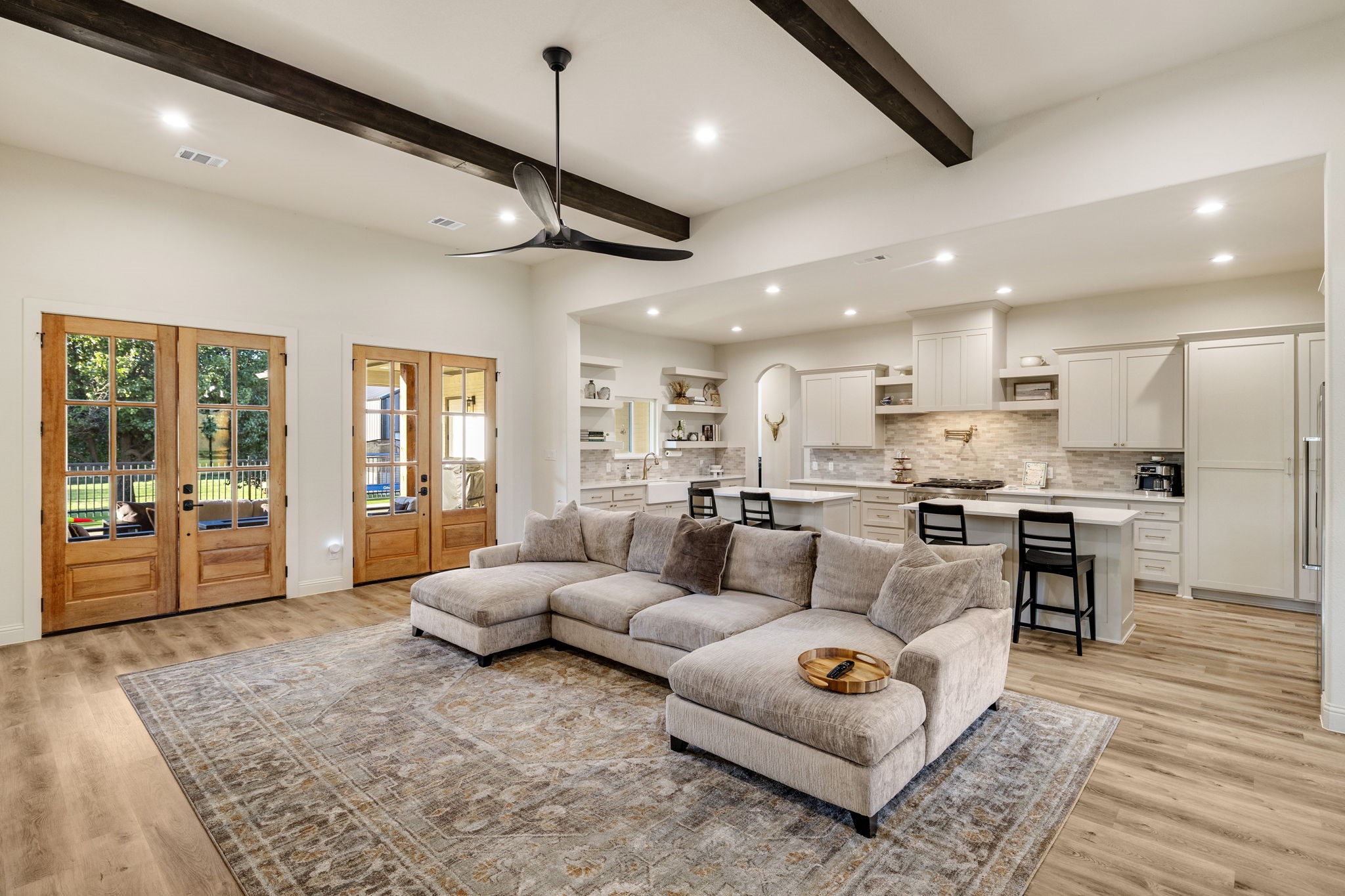 7360 Shady Oak Drive