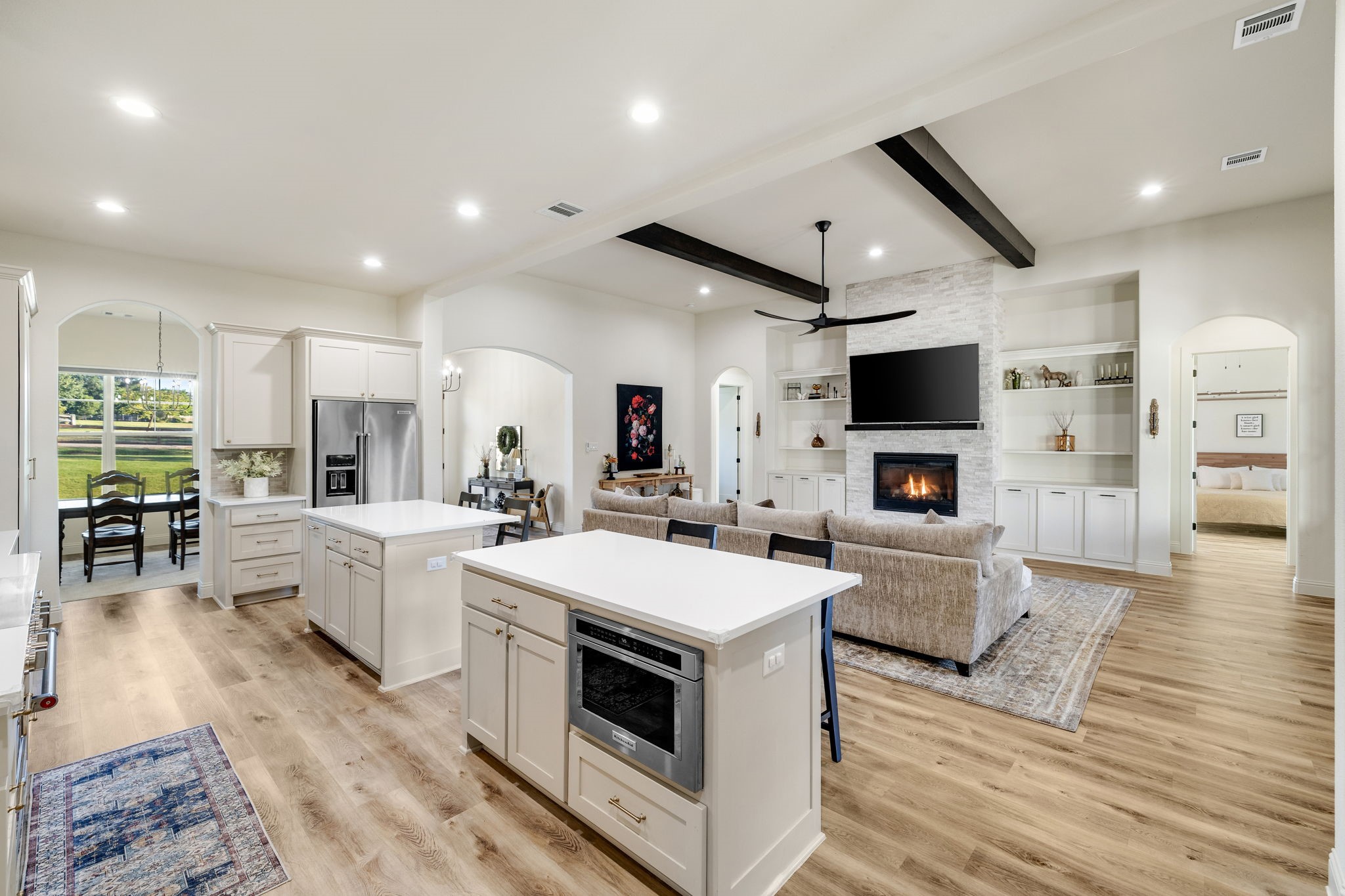 7360 Shady Oak Drive