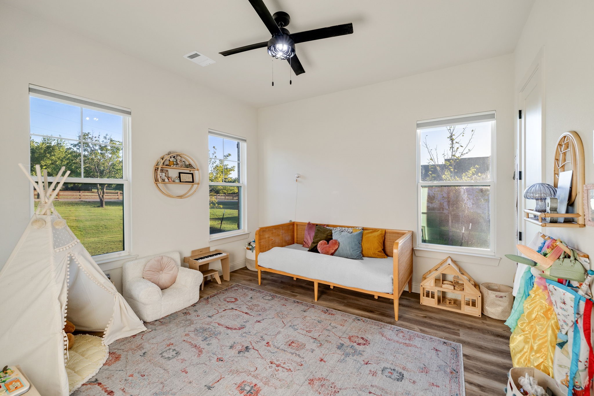 7360 Shady Oak Drive