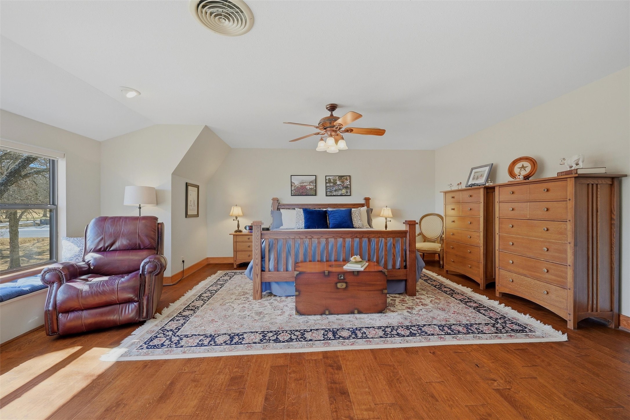 1225 Kiowa Drive W