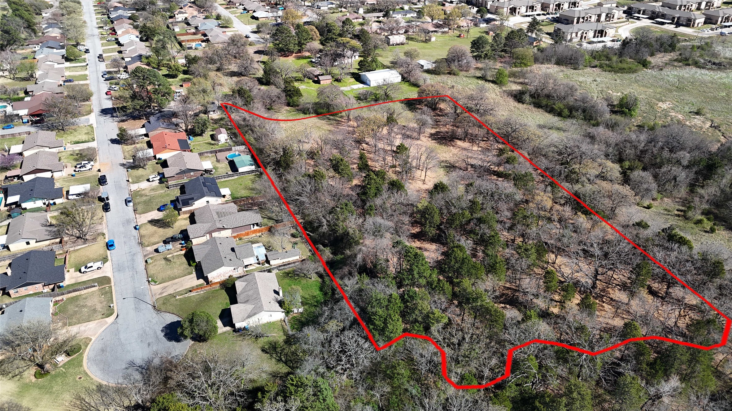 1805 Lynlee Lane