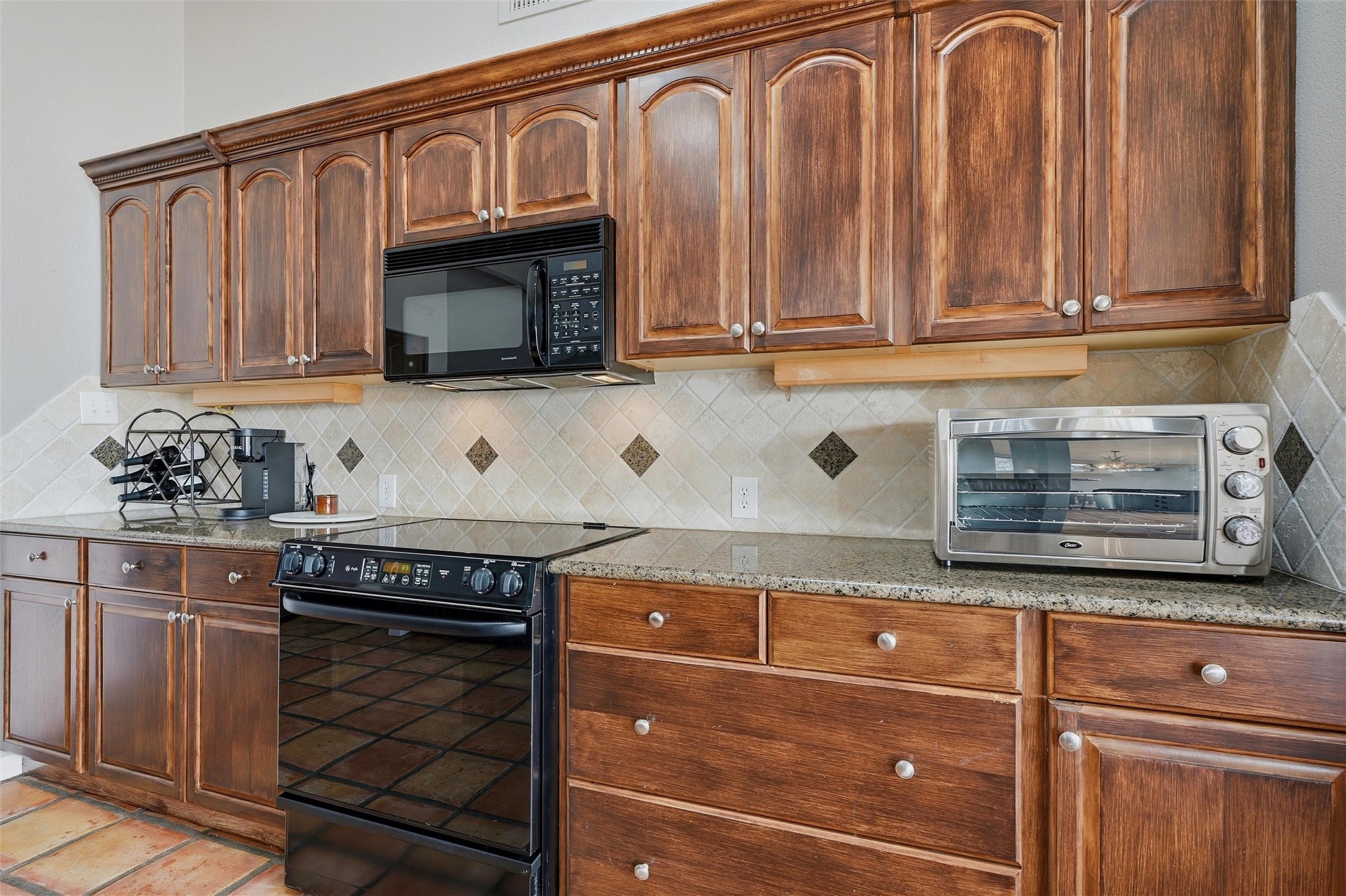 140 Blackfoot Trail