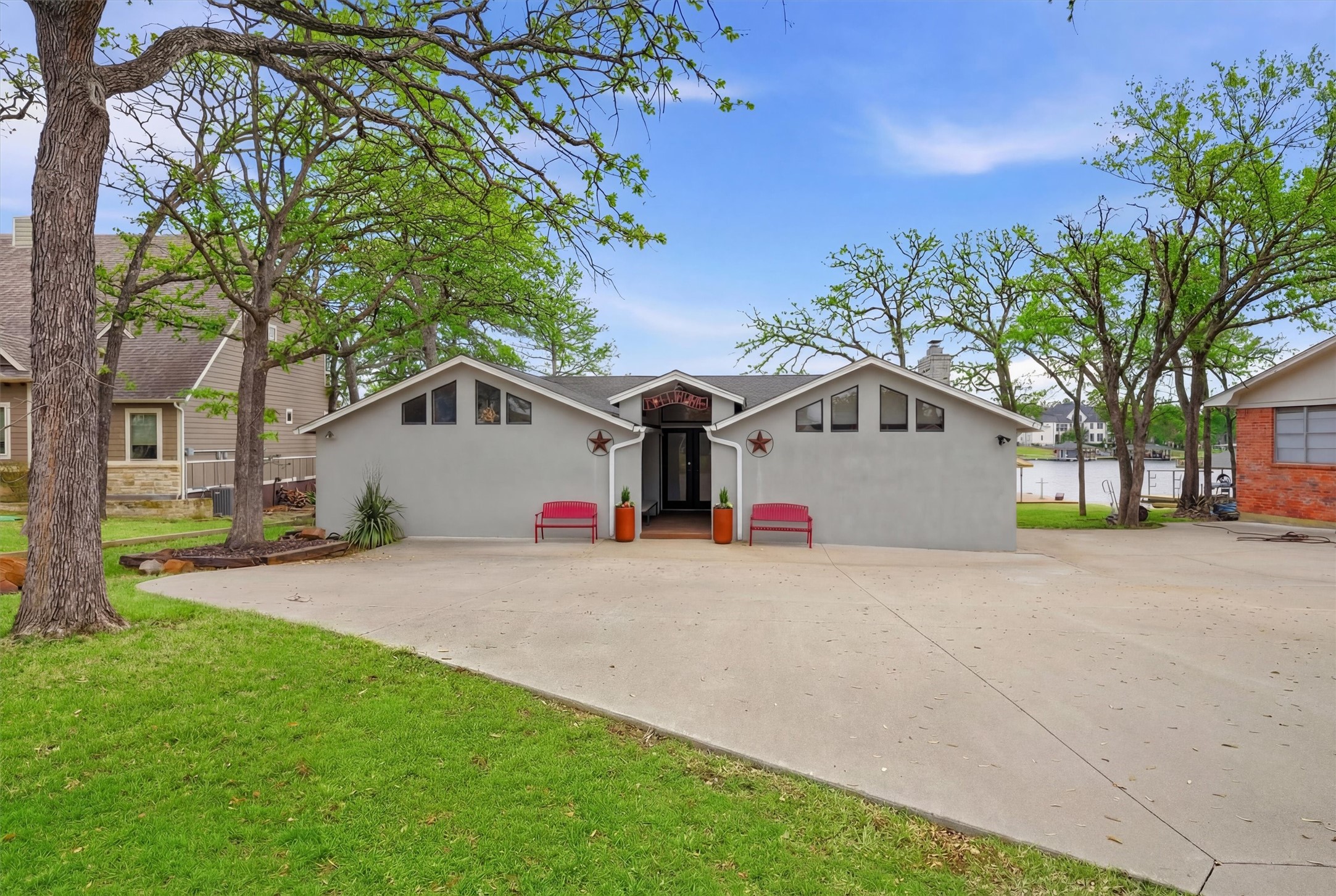 140 Blackfoot Trail