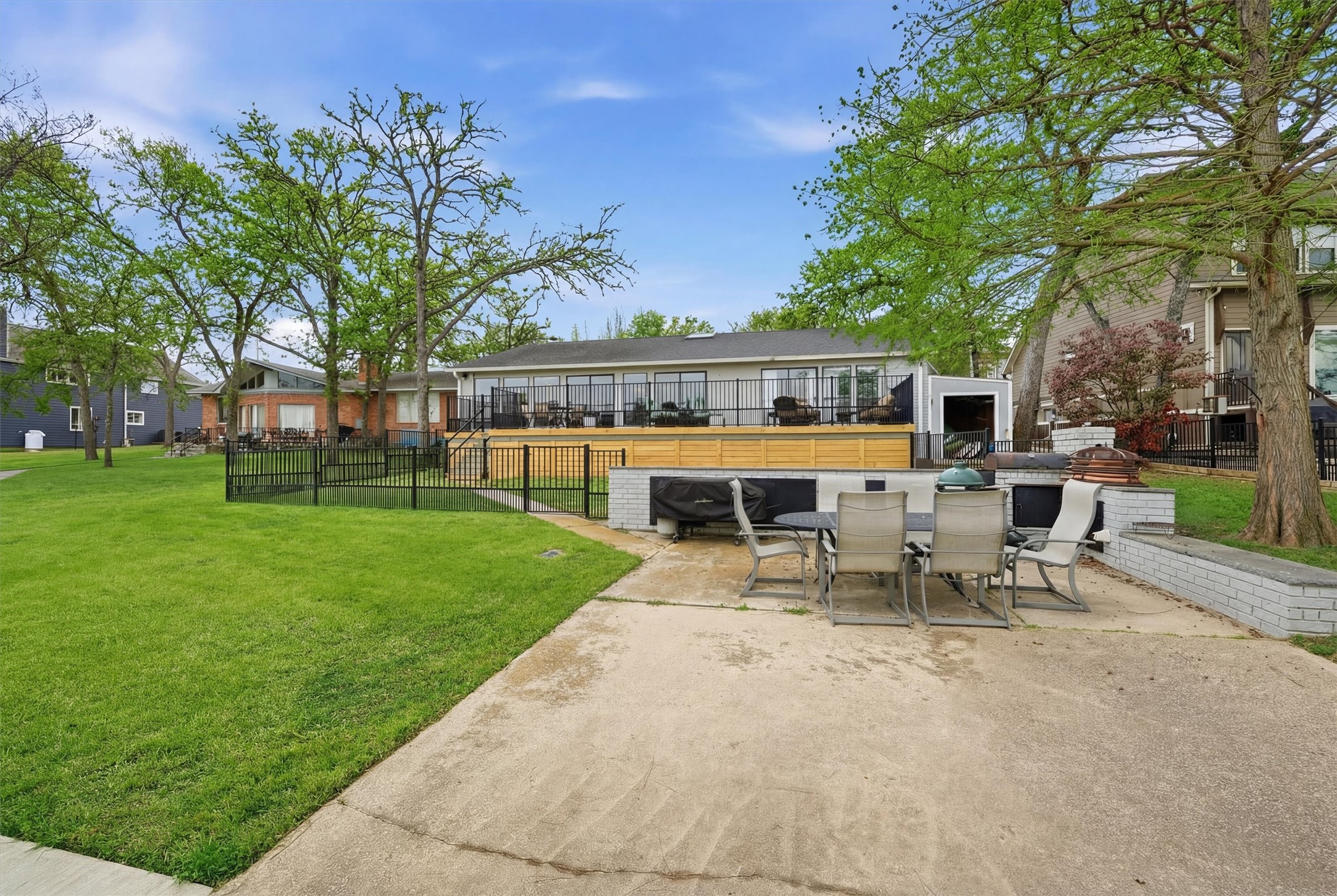 140 Blackfoot Trail