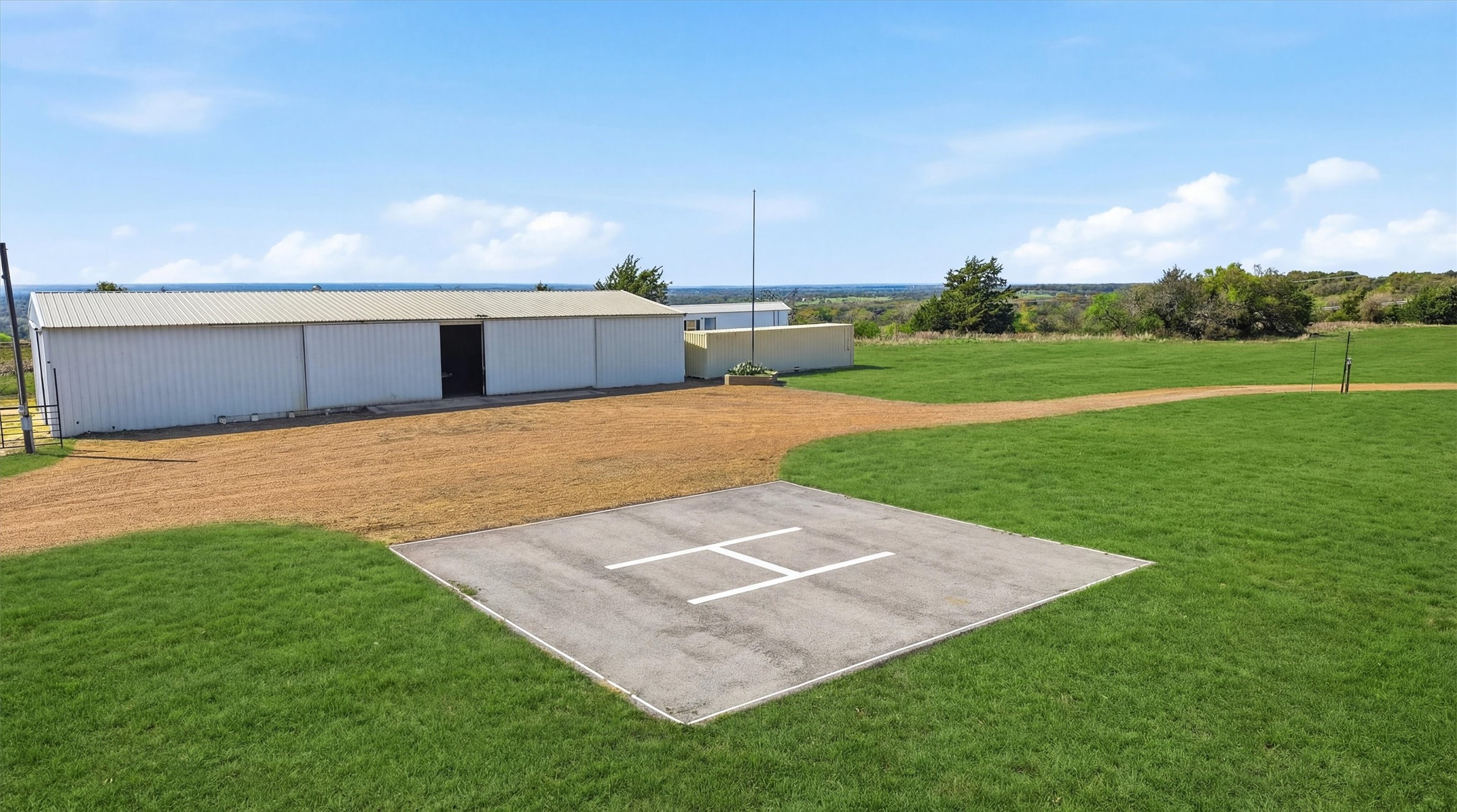 124 Private Road 2381 Road