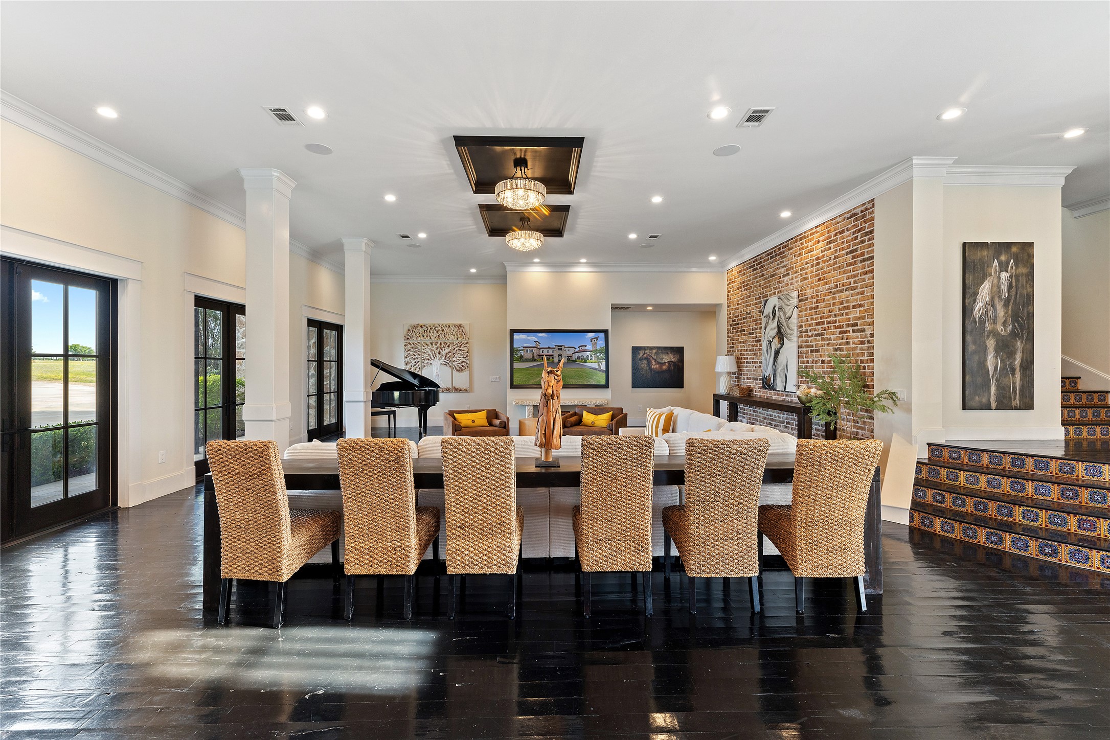 124 Private Road 2381 Road