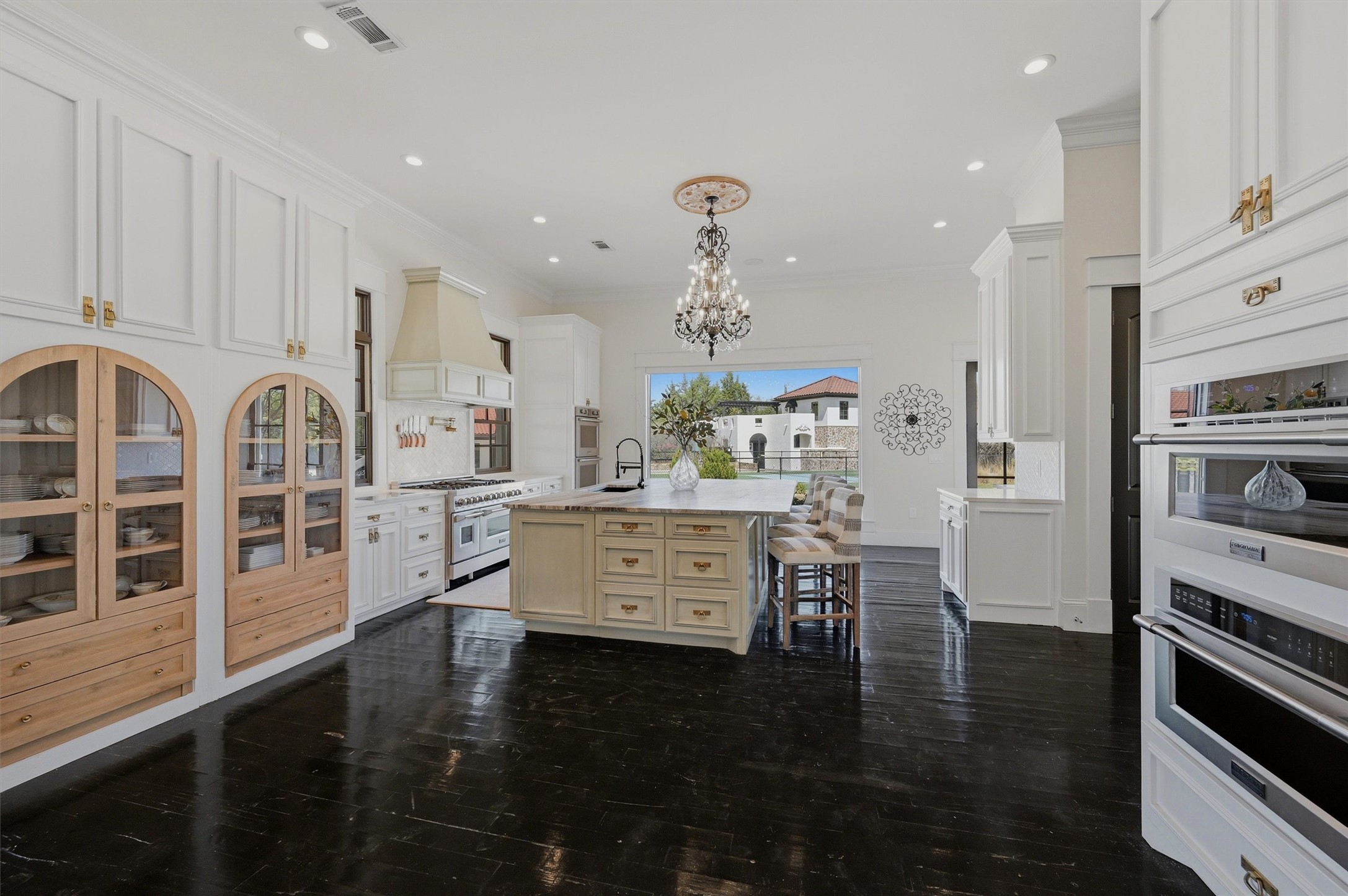 124 Private Road 2381 Road
