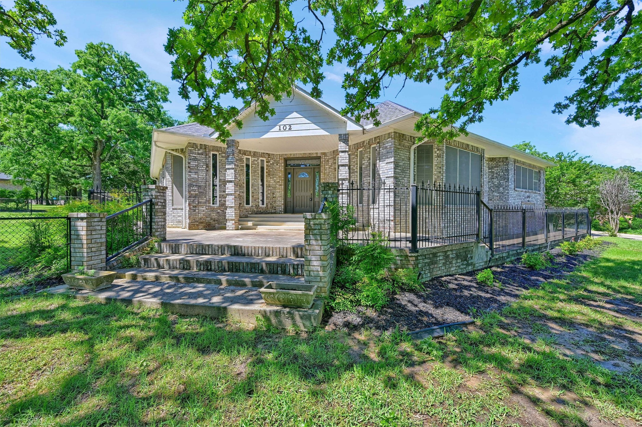 102 Santee Drive