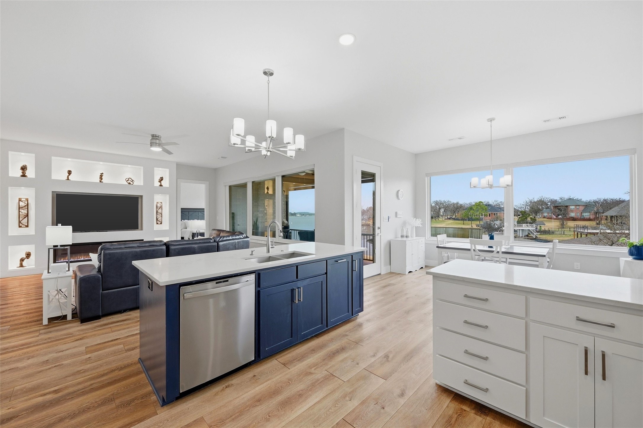 101 Manito Cove