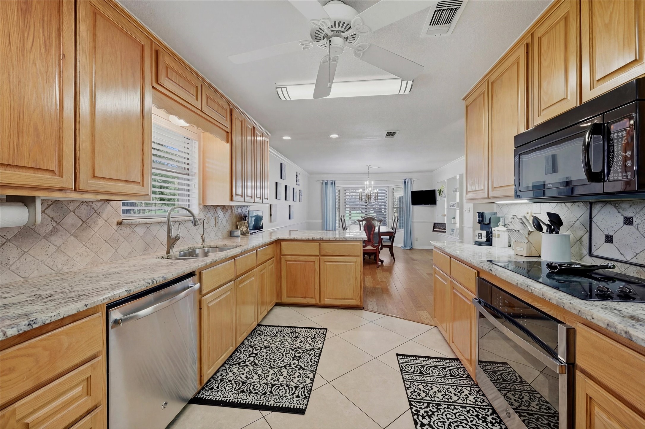 718 Kiowa Drive W
