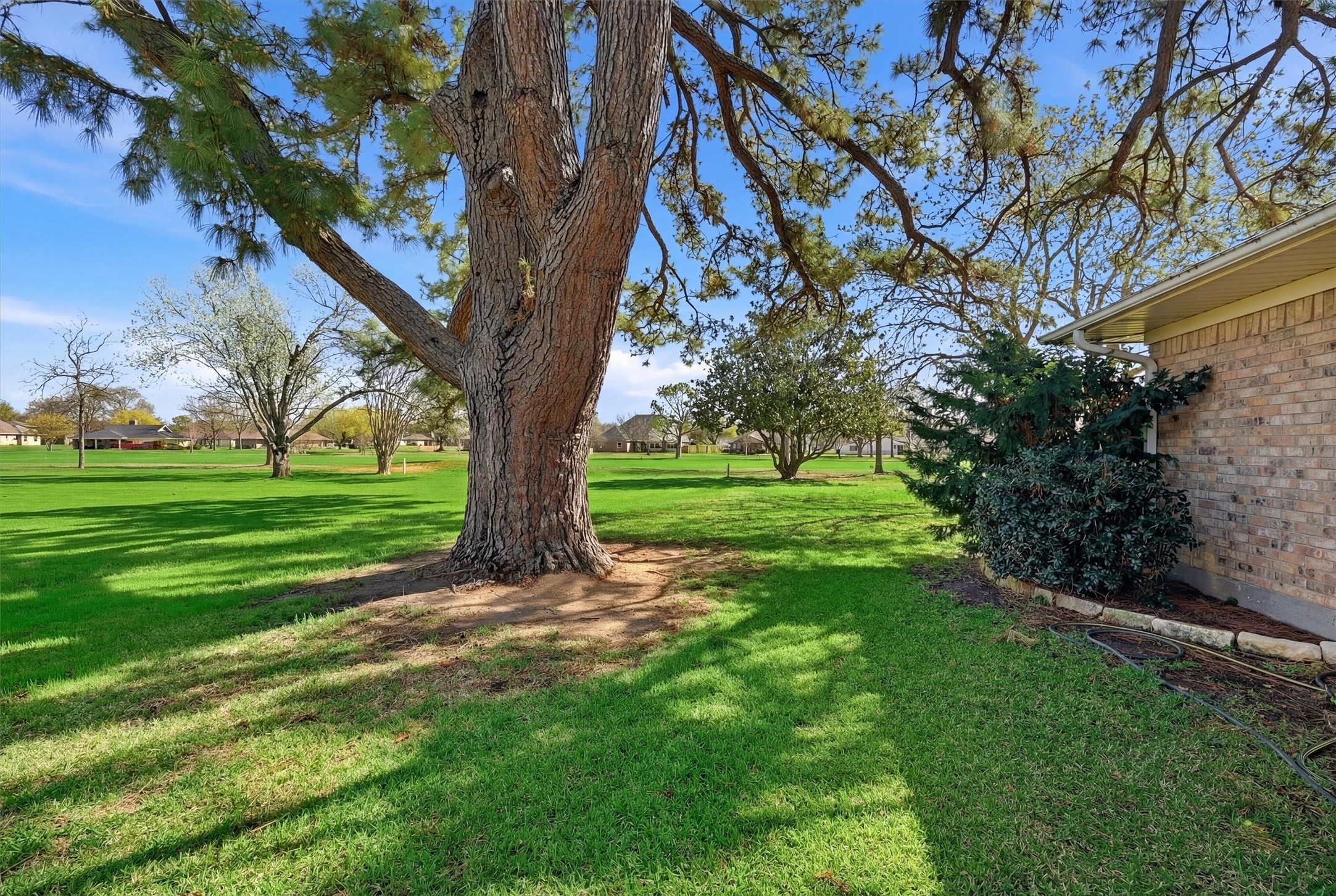 718 Kiowa Drive W