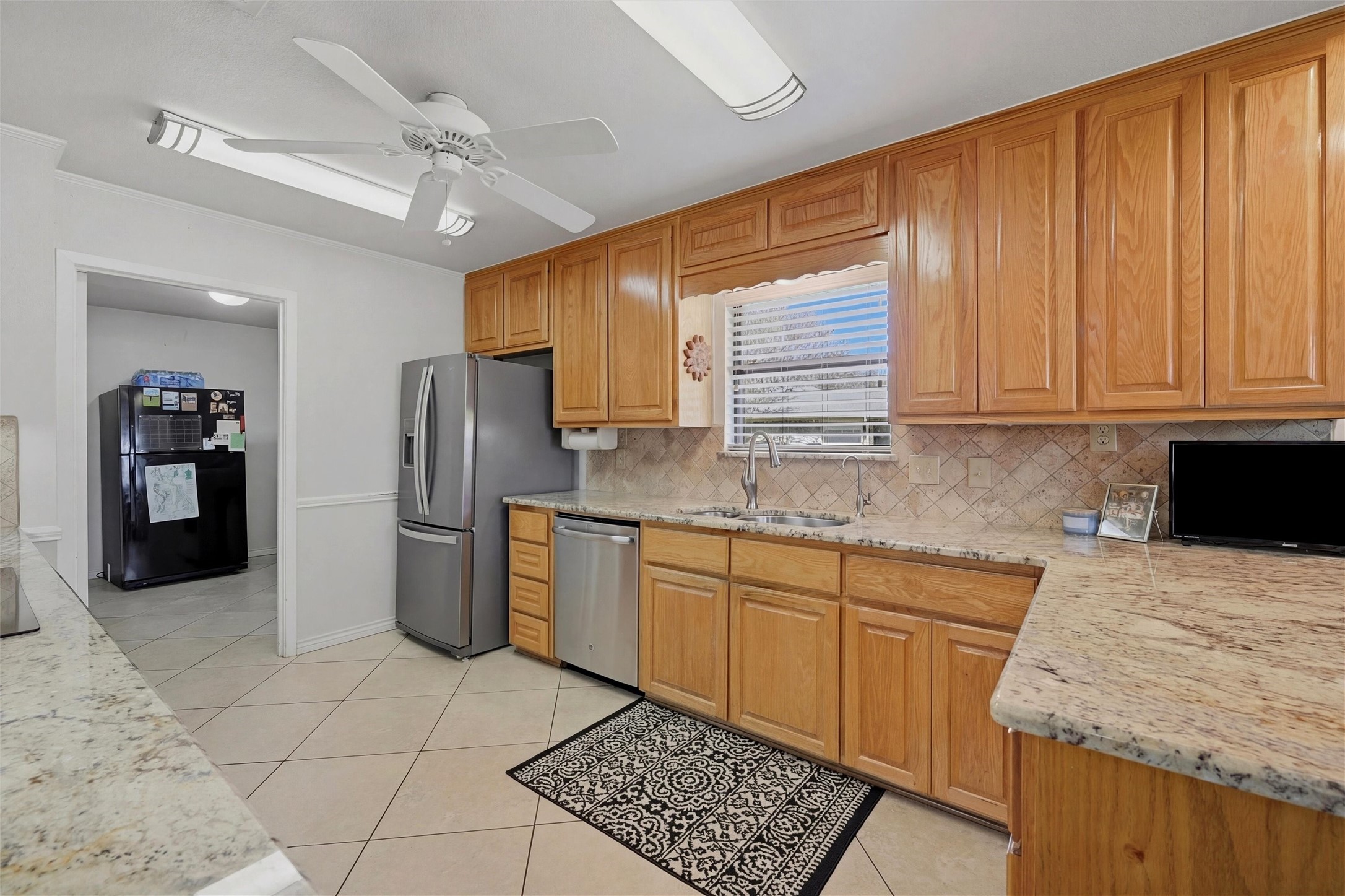 718 Kiowa Drive W