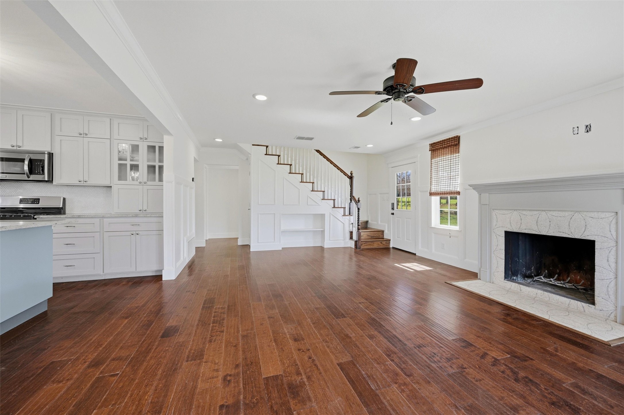 123 Pontiac Drive