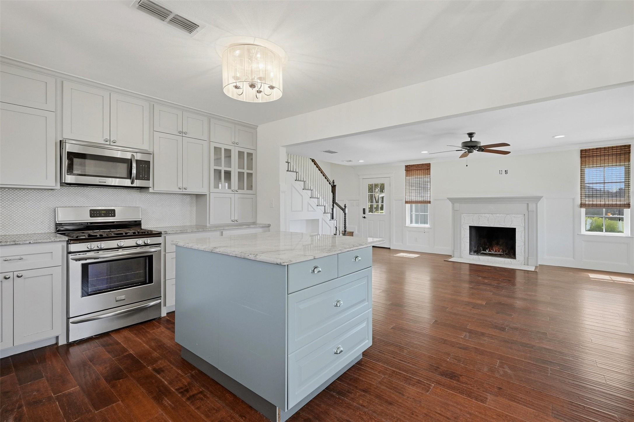 123 Pontiac Drive