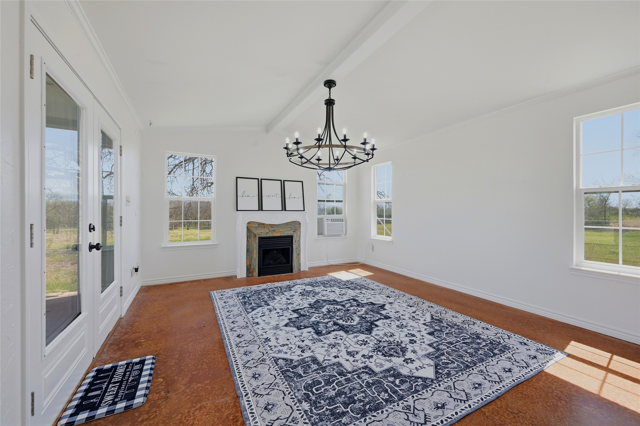 248 Roan Lane