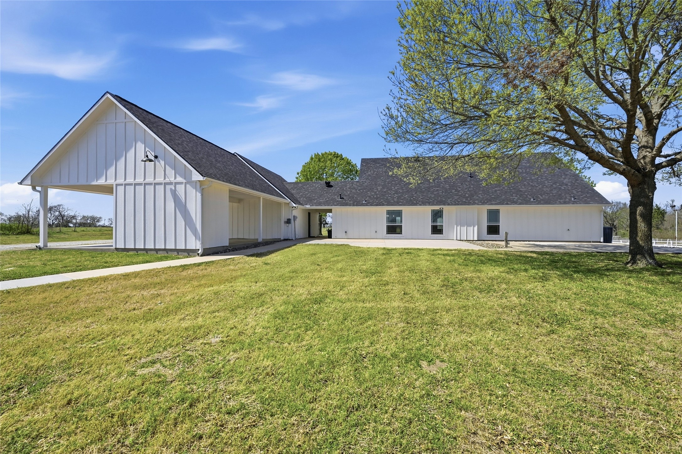 248 Roan Lane