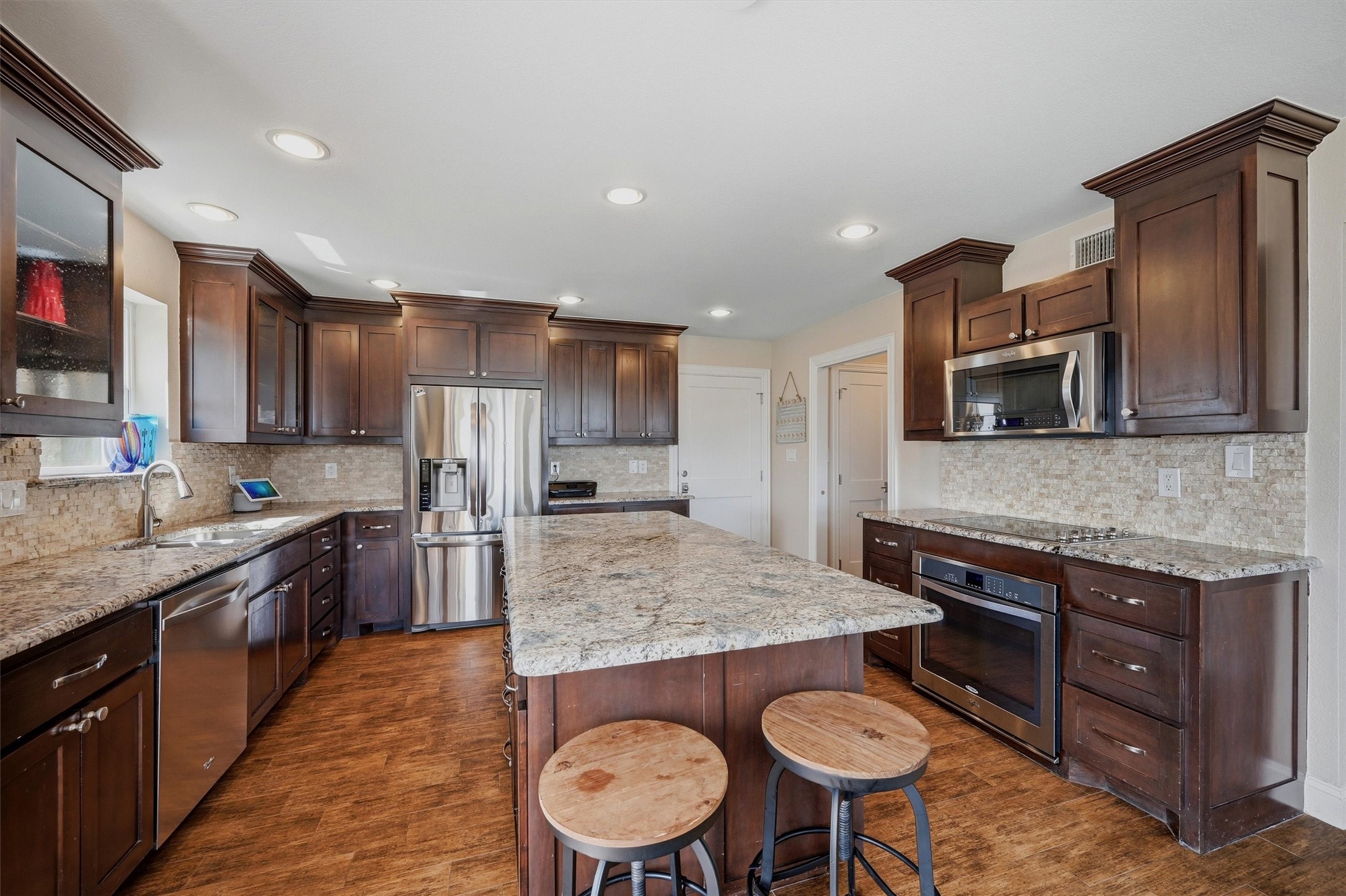 519 Kiowa Drive W