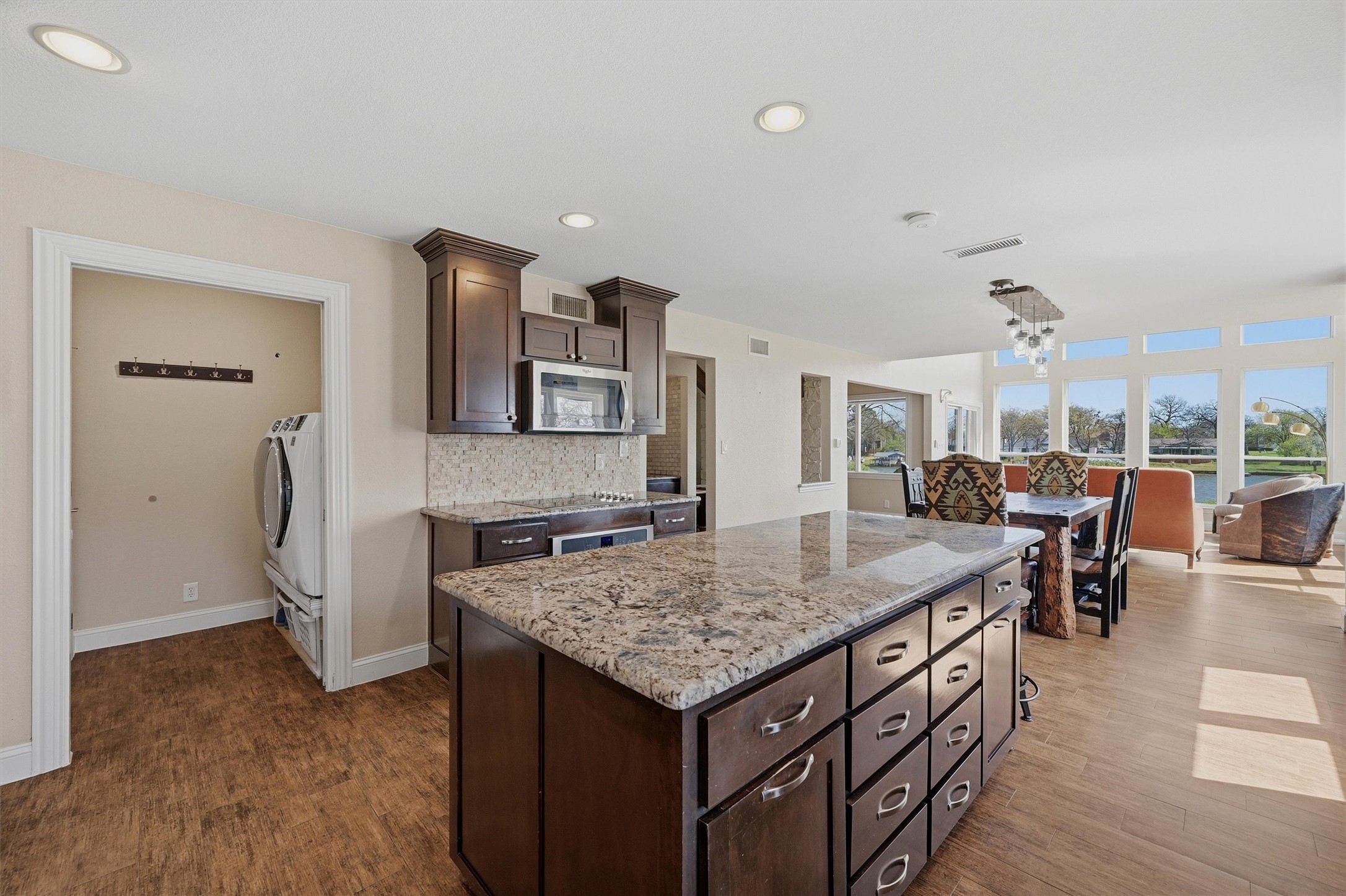 519 Kiowa Drive W