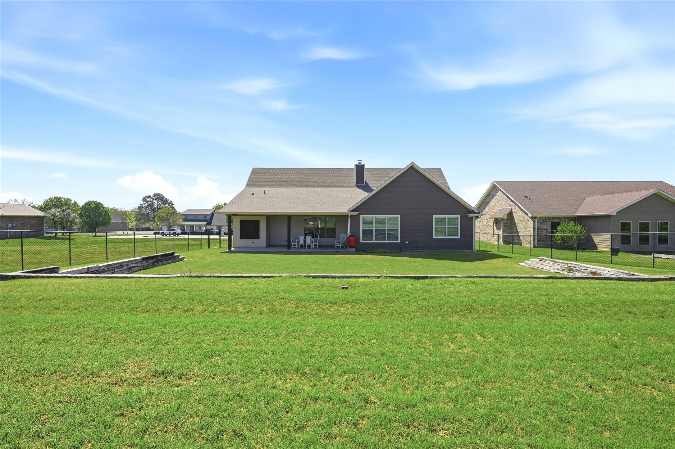 121 Bowie Drive