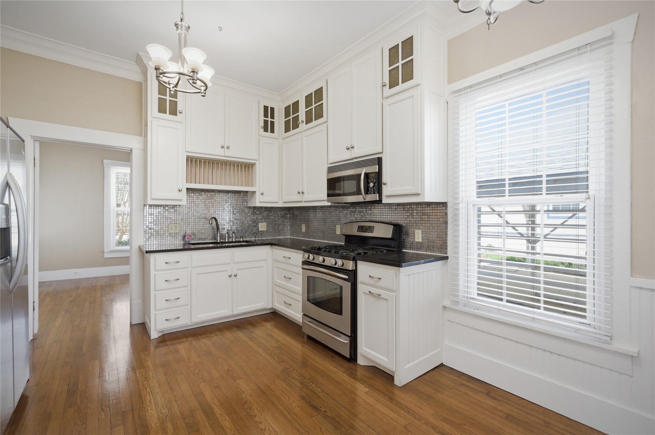 1231 W Main Street