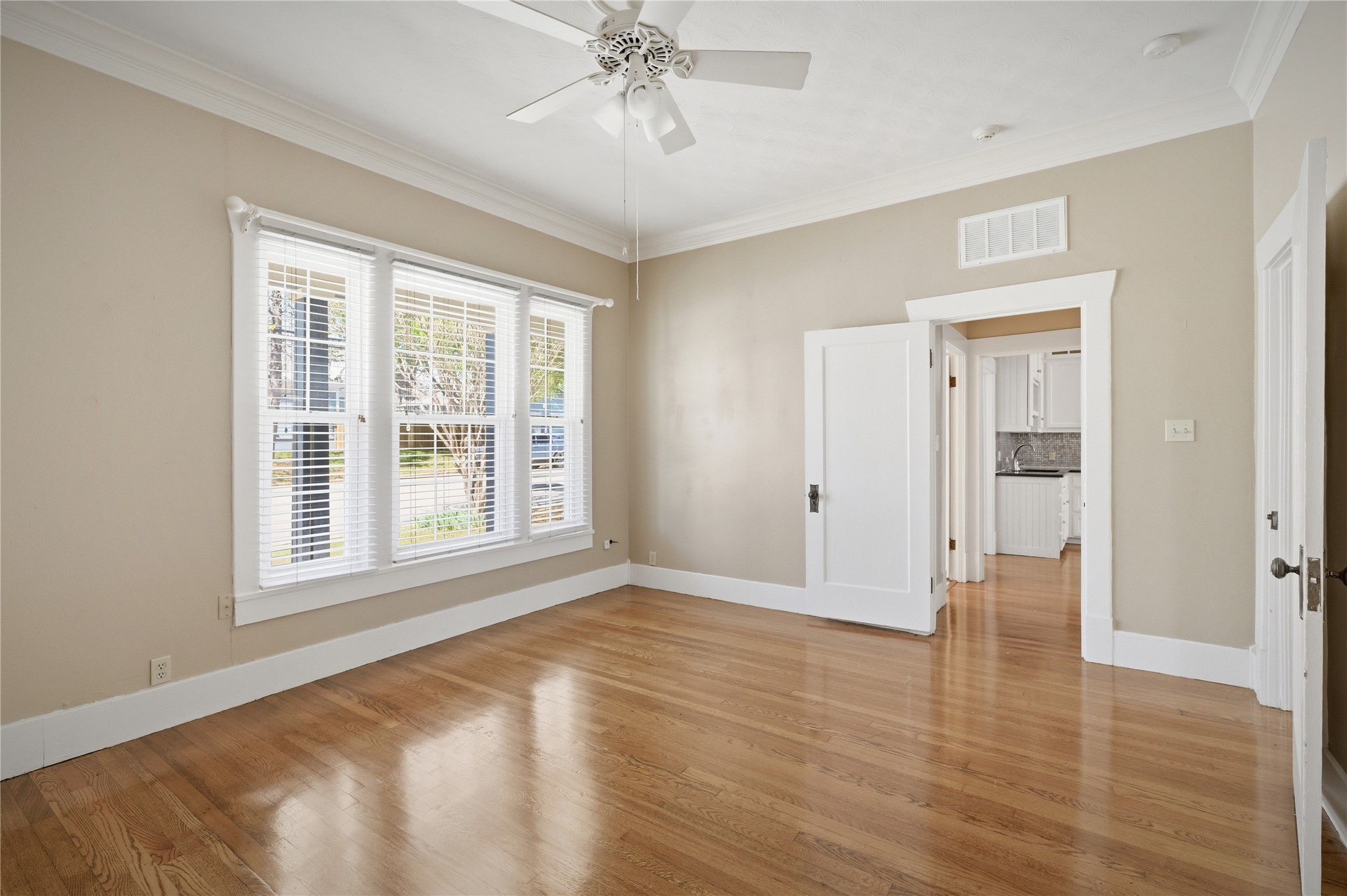 1231 W Main Street