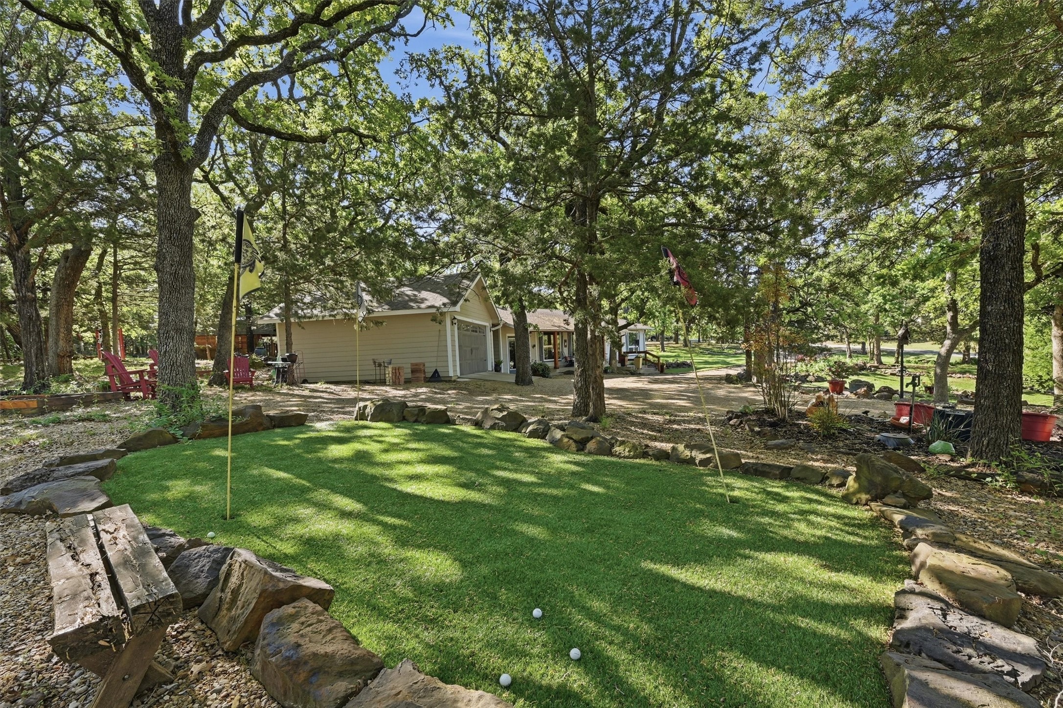 301 Kiowa Drive E