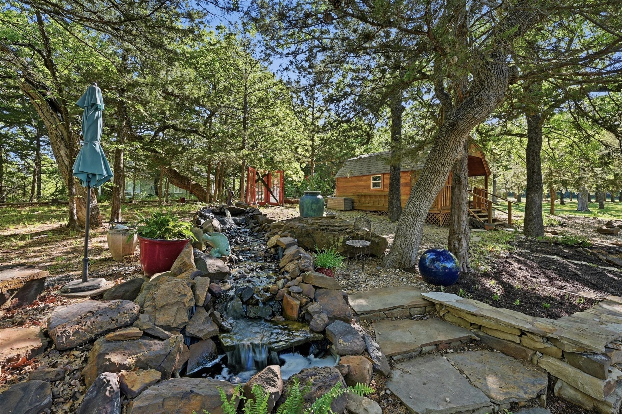 301 Kiowa Drive E